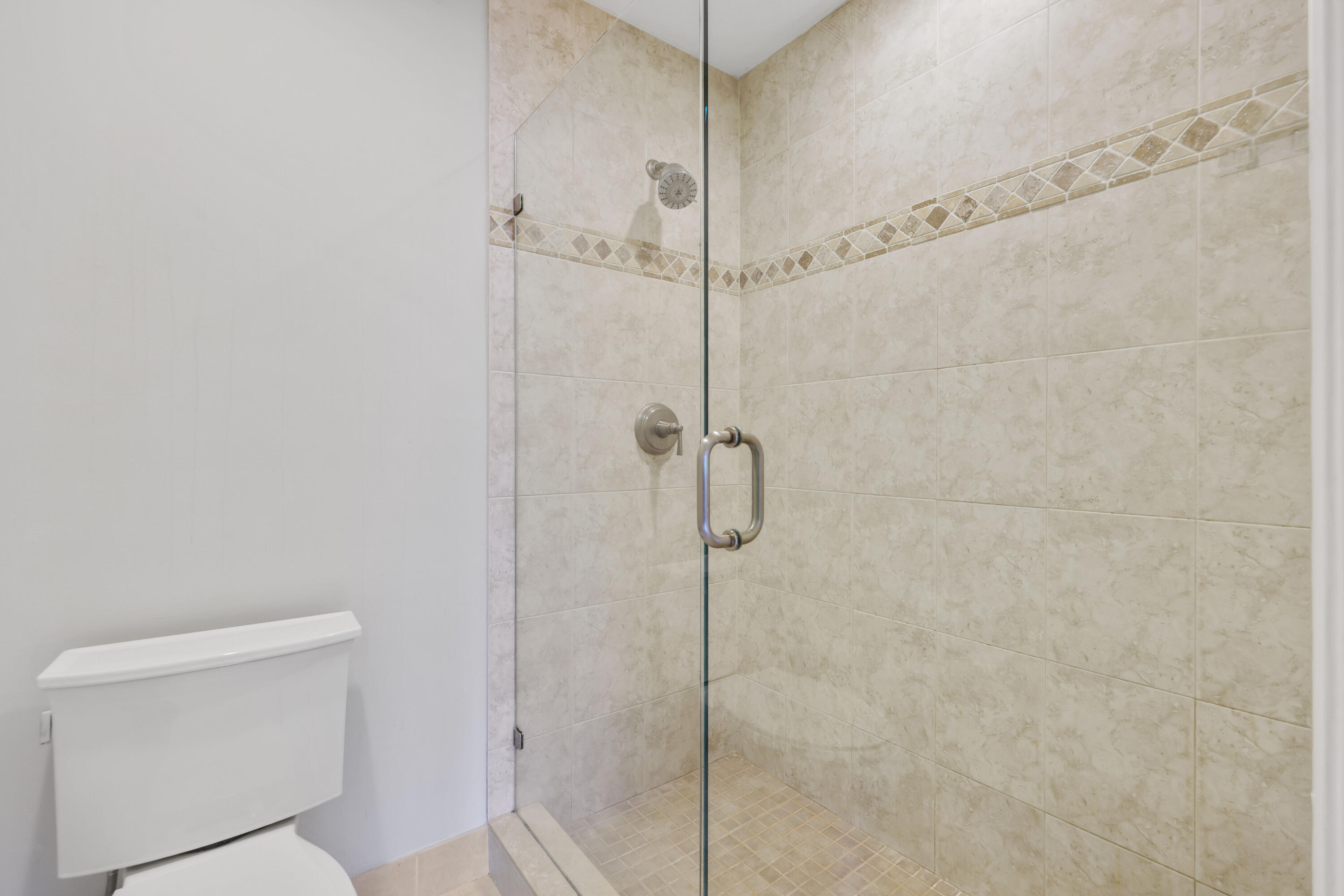 BOCA ISLE CONDO - Residential Lease