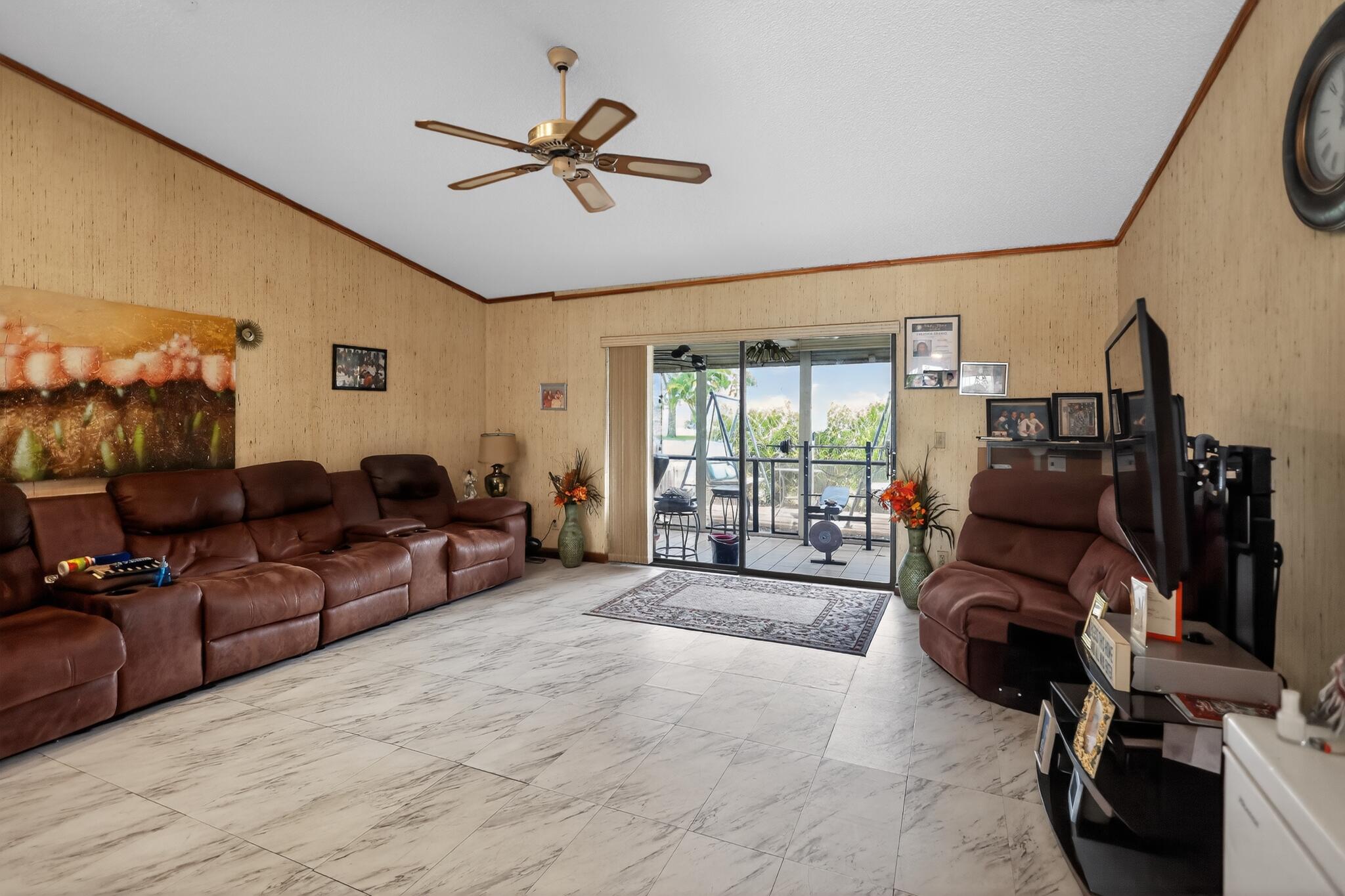 VILLAGES OF WOODLAKE 2 - Residential