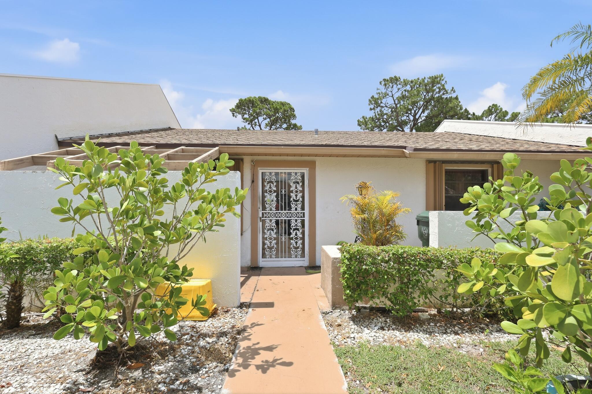VILLAGES OF WOODLAKE 2 - Residential