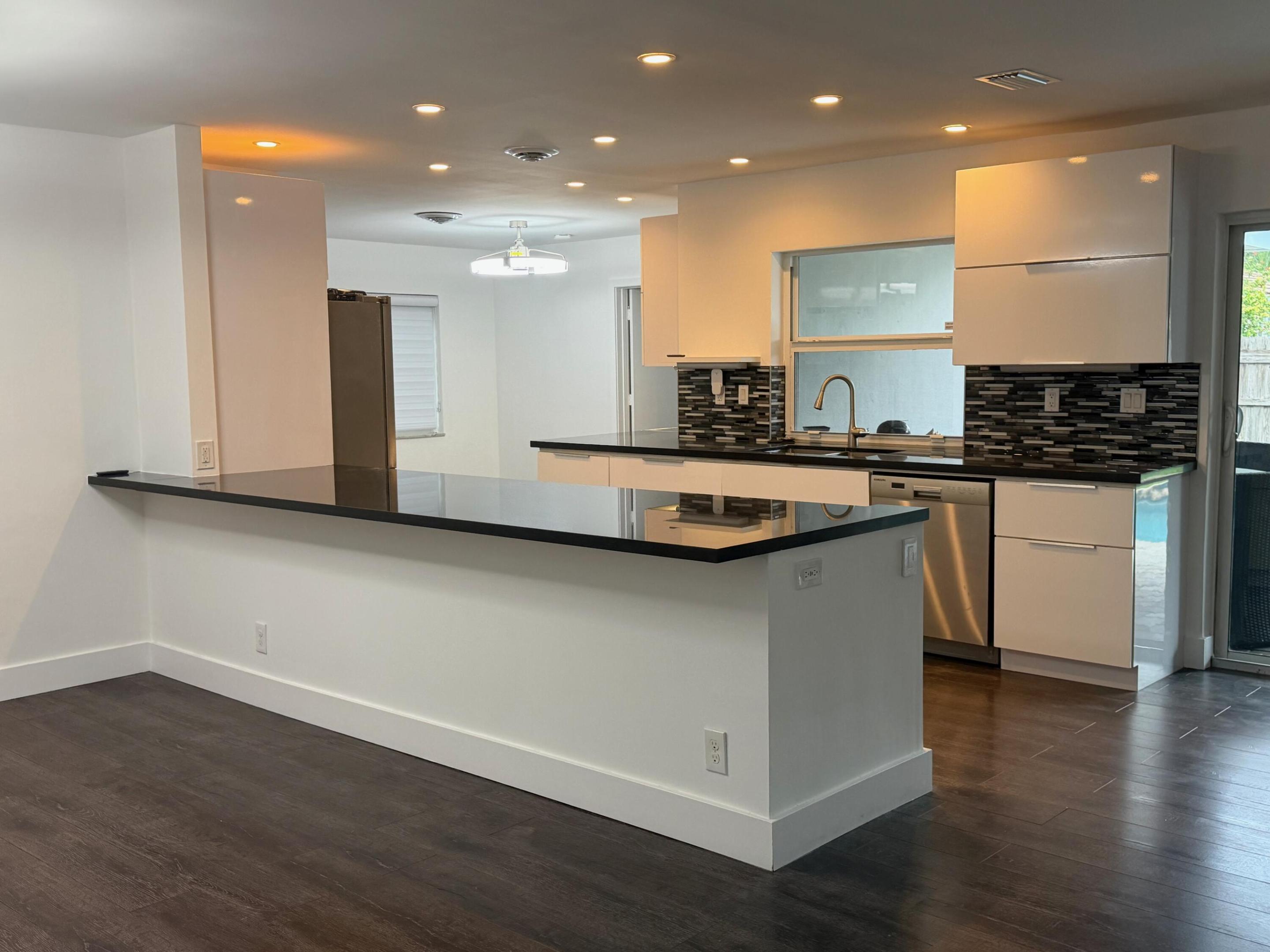 TAMARAC FOREST - Residential