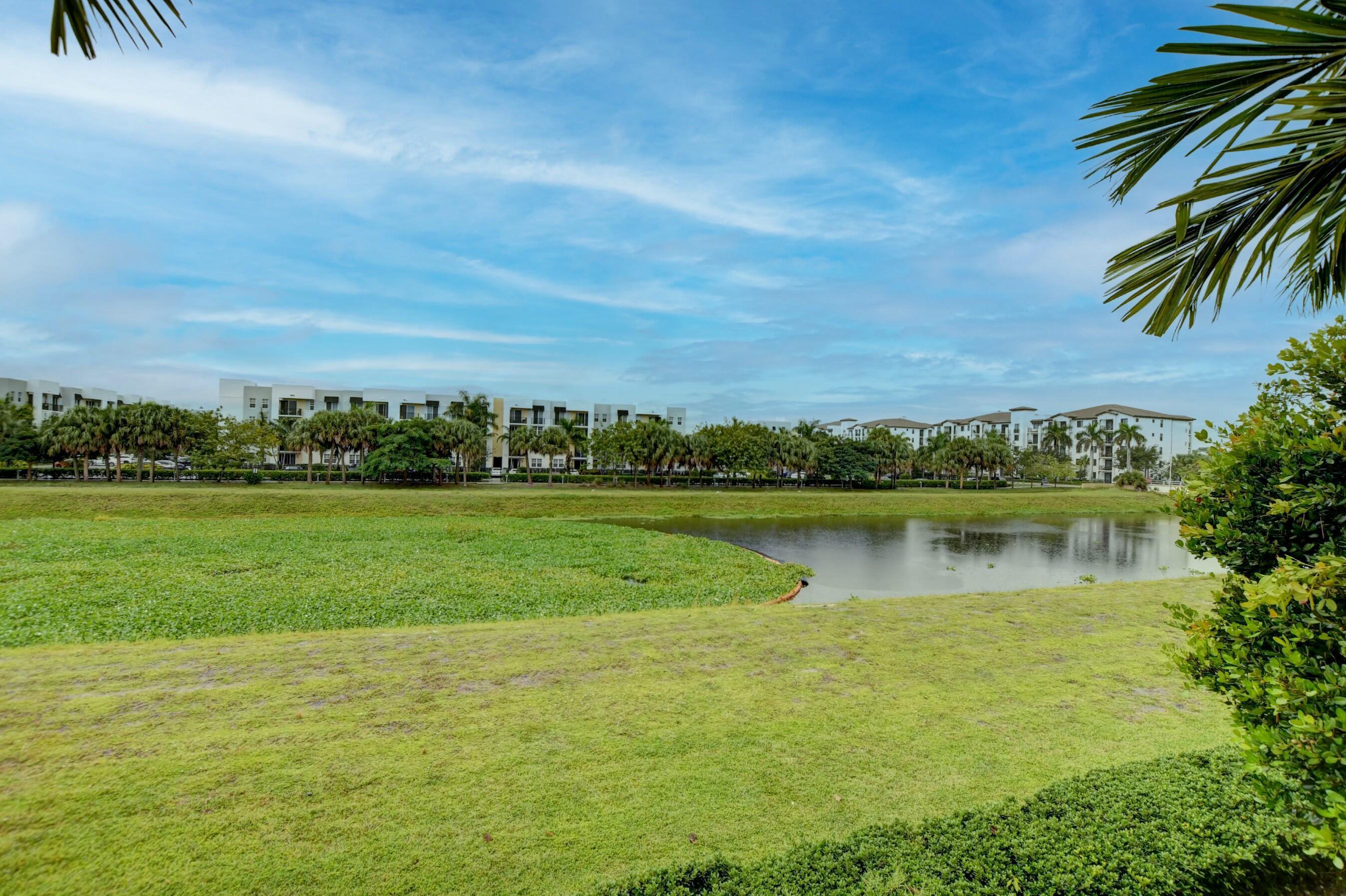 RENAISSANCE COMMONS PUD - Residential Lease