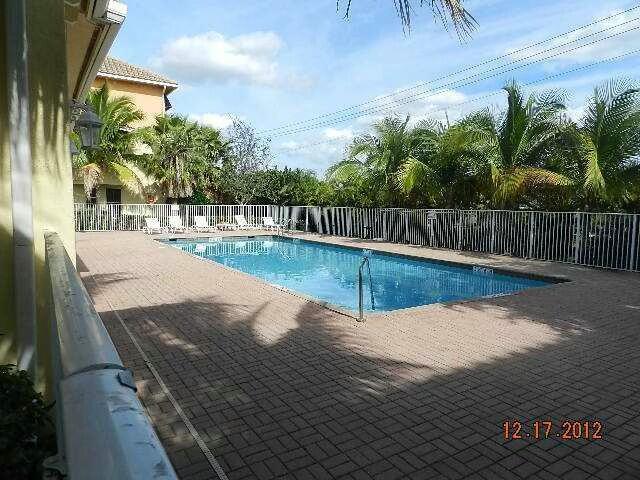 RENAISSANCE COMMONS PUD - Residential Lease