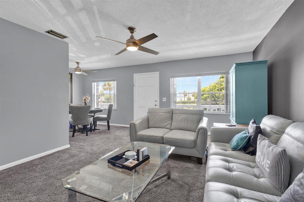 MERIDIAN CONDO 14 - Residential