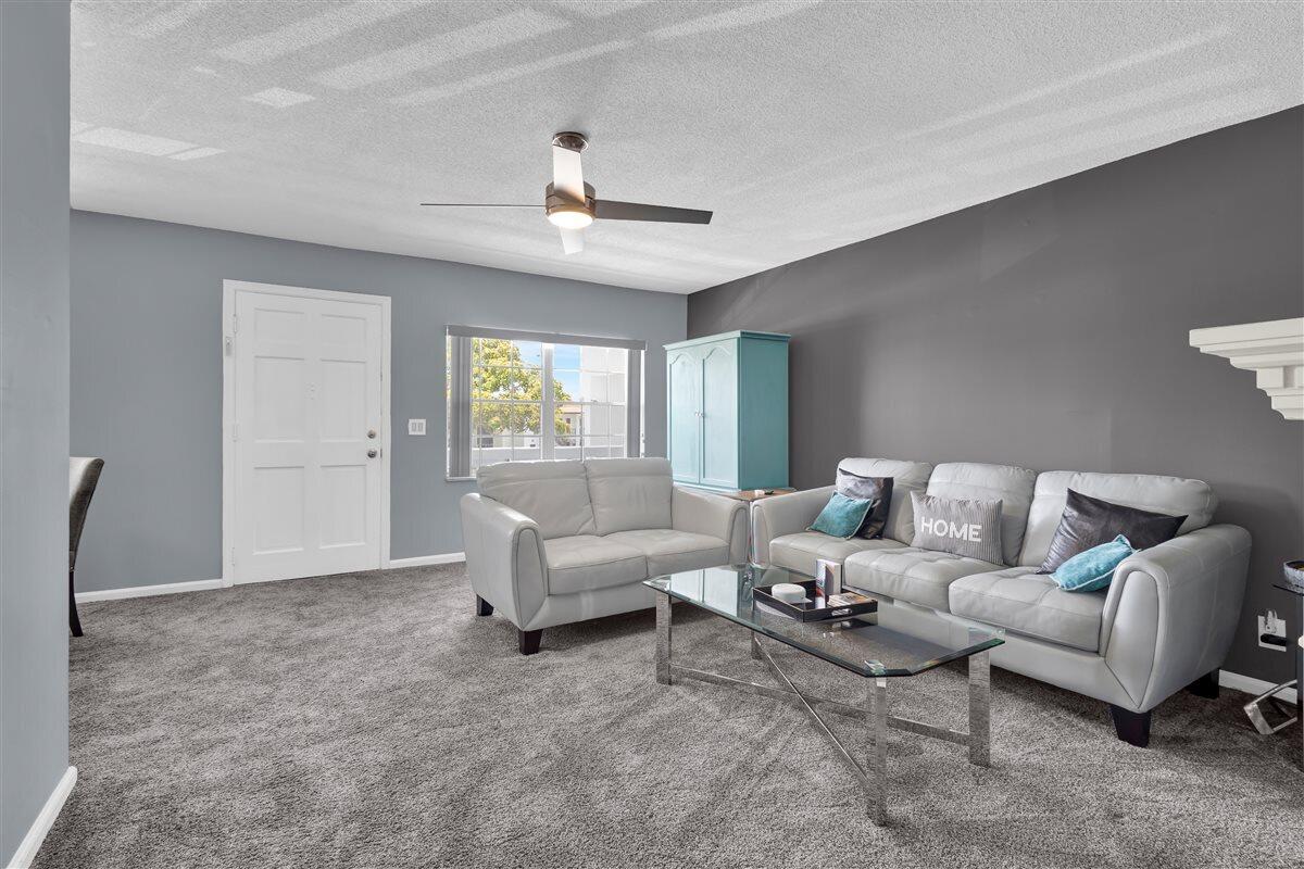 MERIDIAN CONDO 14 - Residential