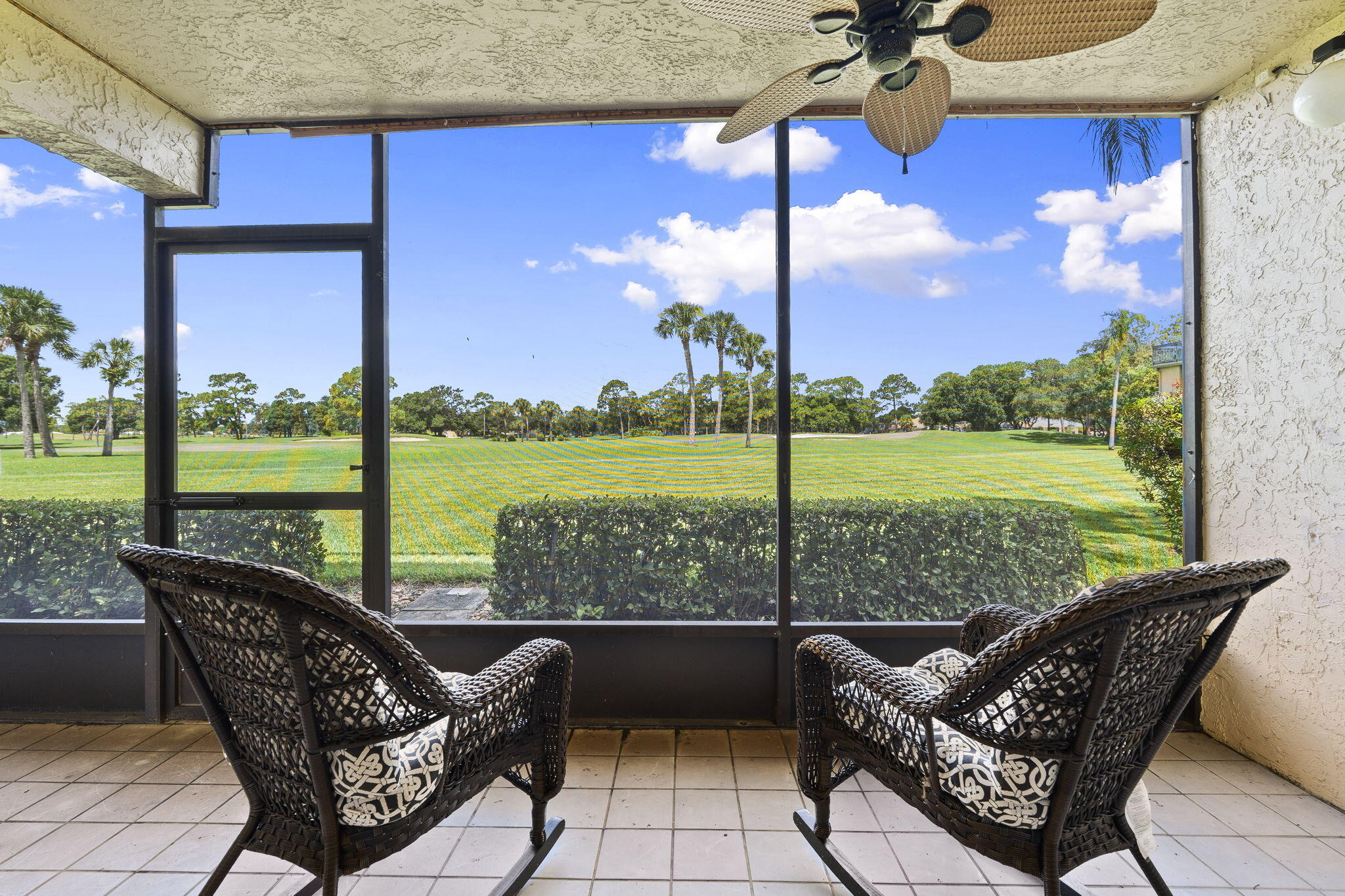 QUAIL RUN VILLAGE (PATTIO RIZZO PLAZA) - Residential