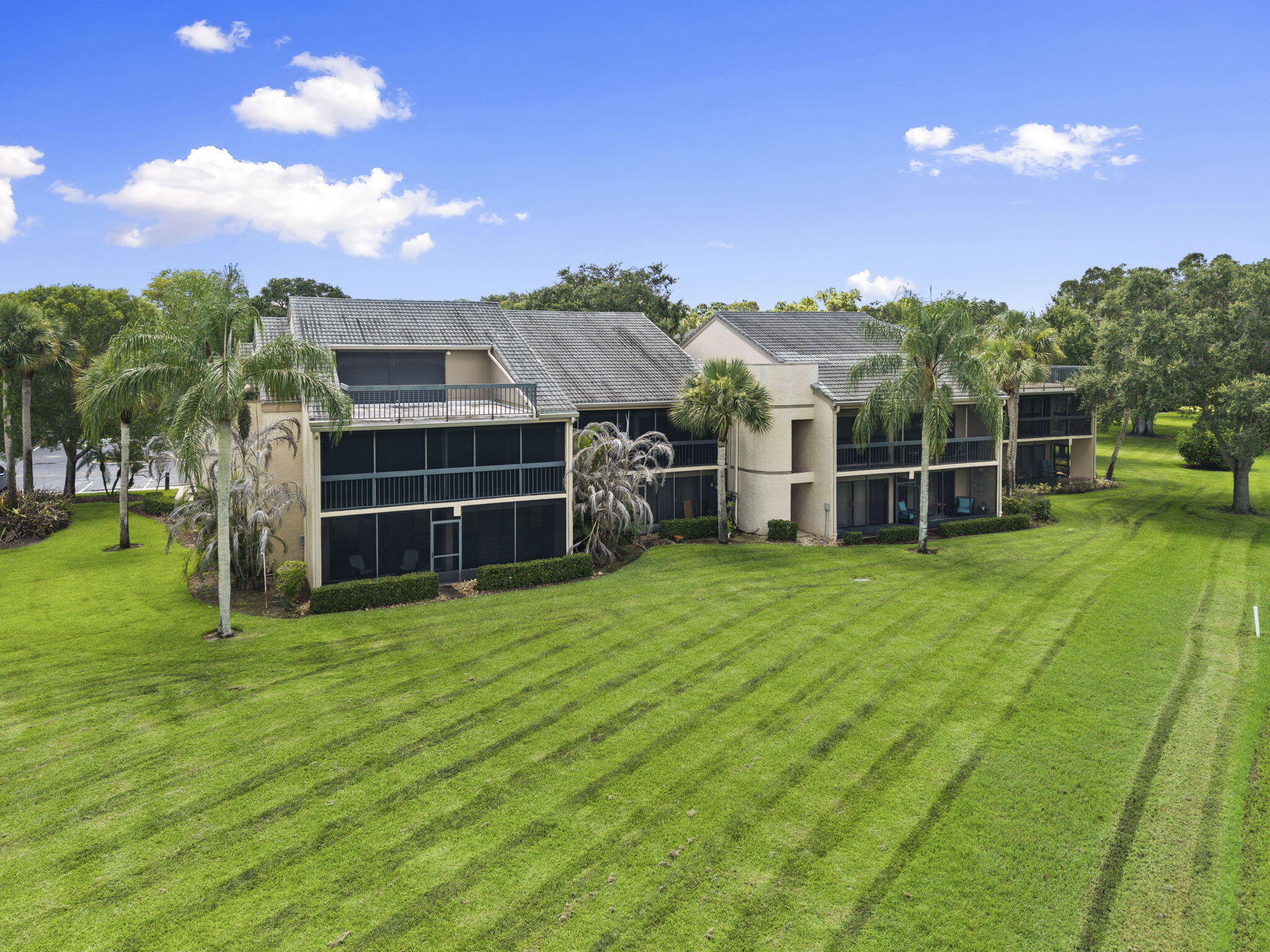 QUAIL RUN VILLAGE (PATTIO RIZZO PLAZA) - Residential