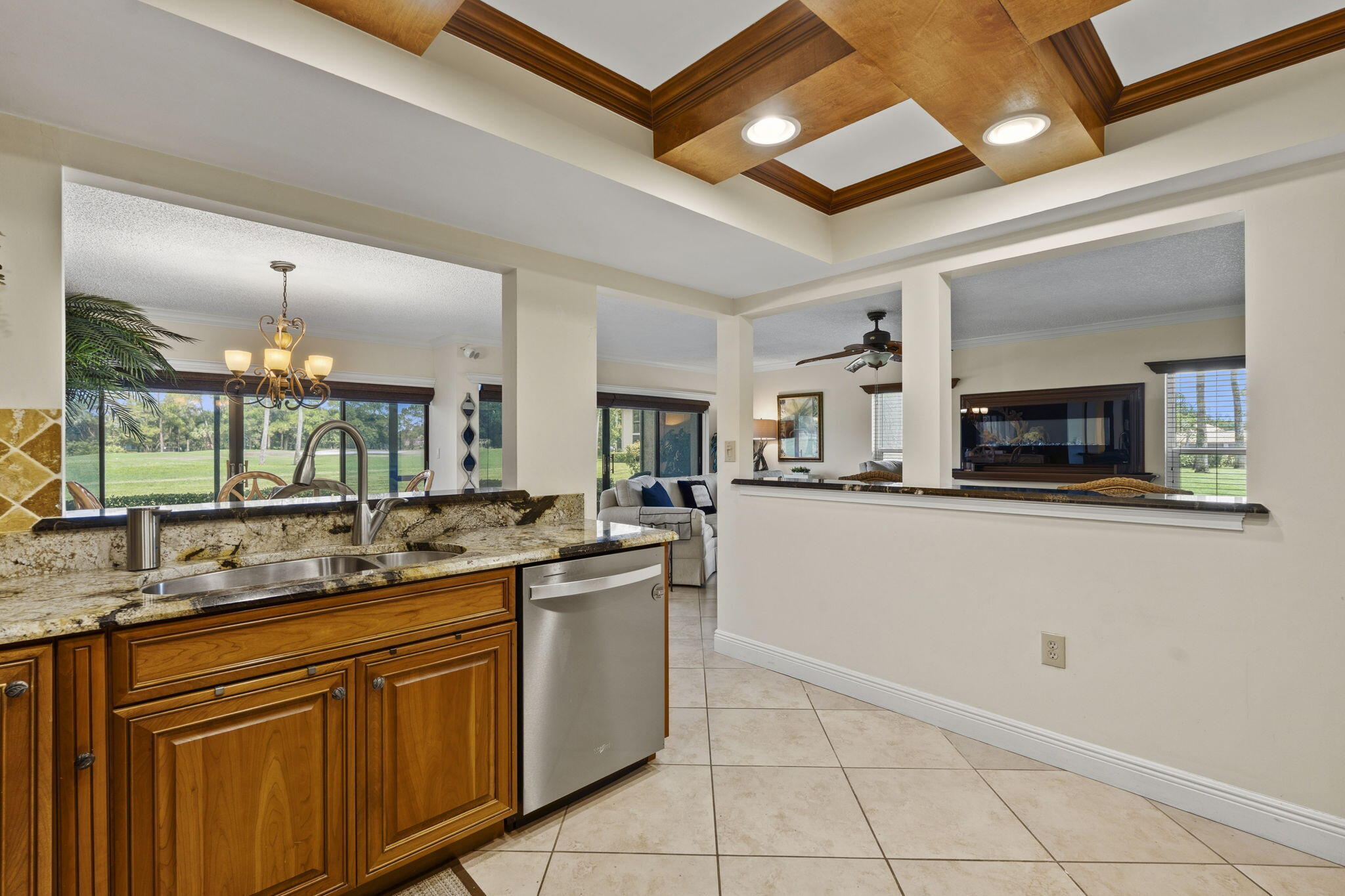 QUAIL RUN VILLAGE (PATTIO RIZZO PLAZA) - Residential