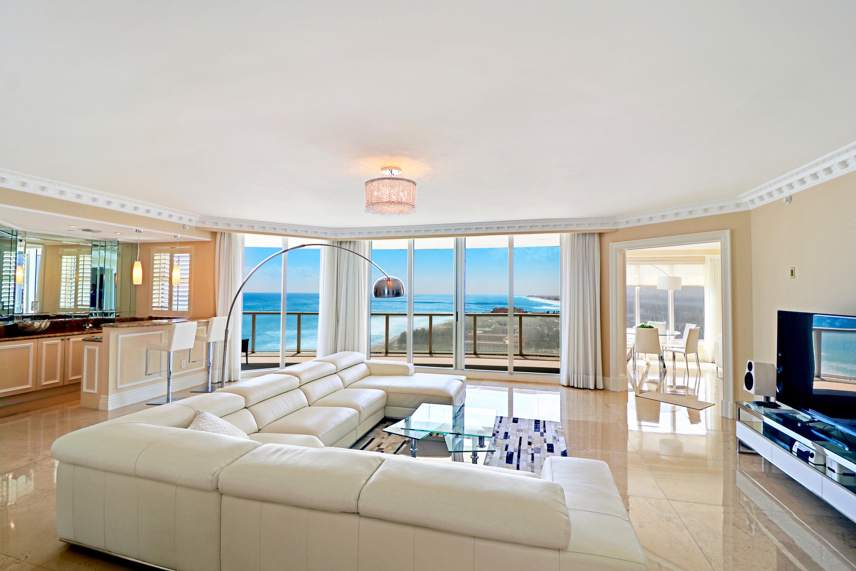 Ritz Carlton Residences - Residential