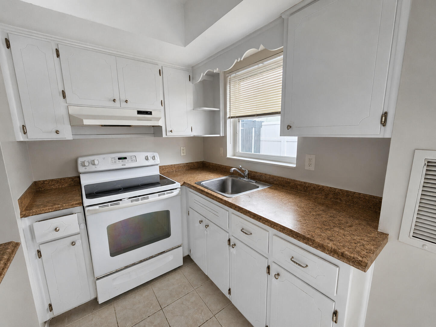 VENETIAN ISLES 2ND SEC - Residential Lease