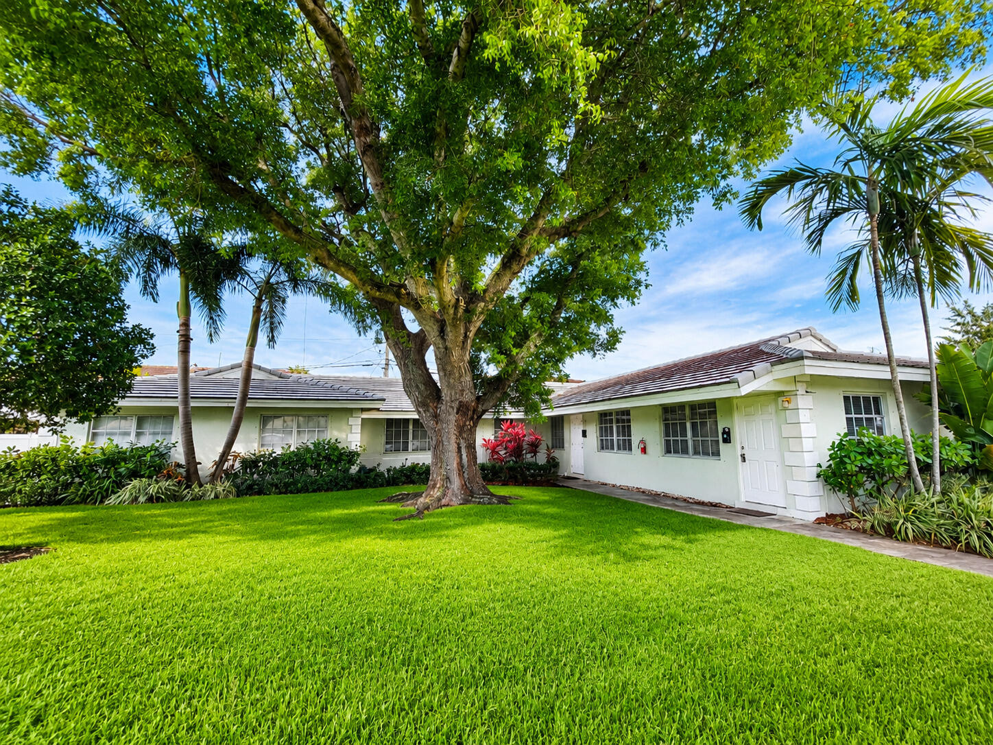 VENETIAN ISLES 2ND SEC - Residential Lease