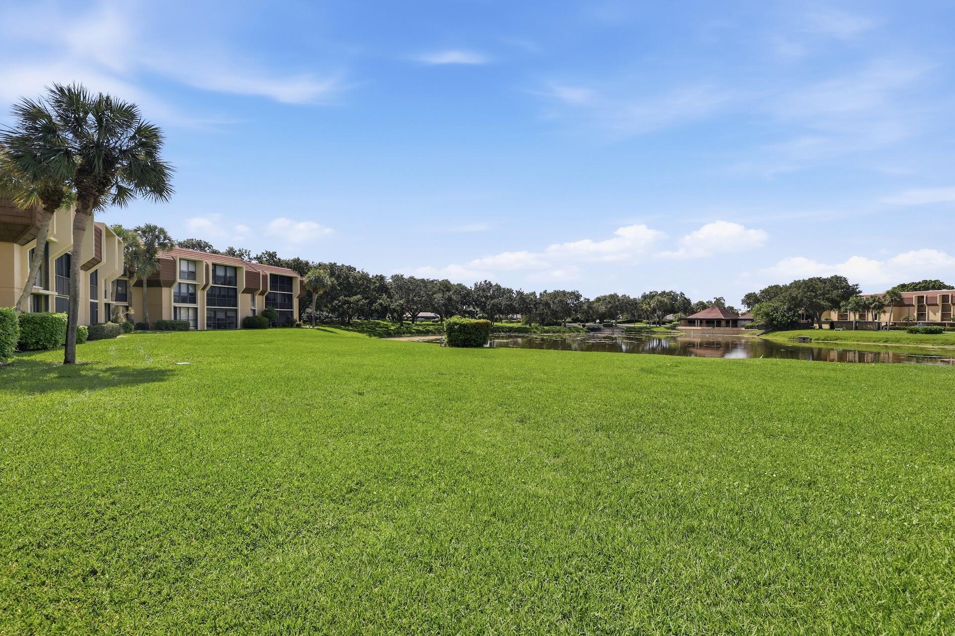 WOODLAND LAKES - Residential