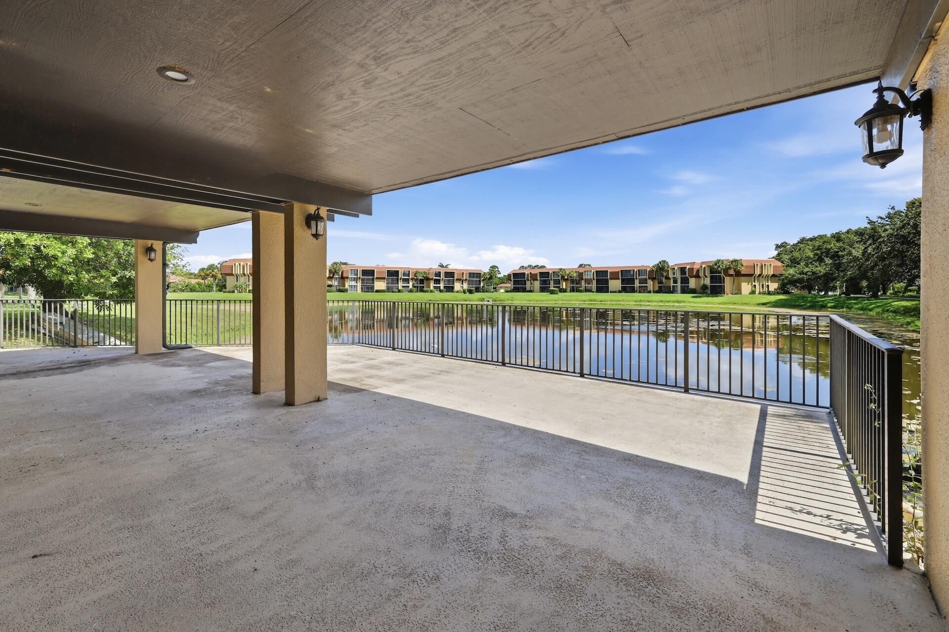 WOODLAND LAKES - Residential
