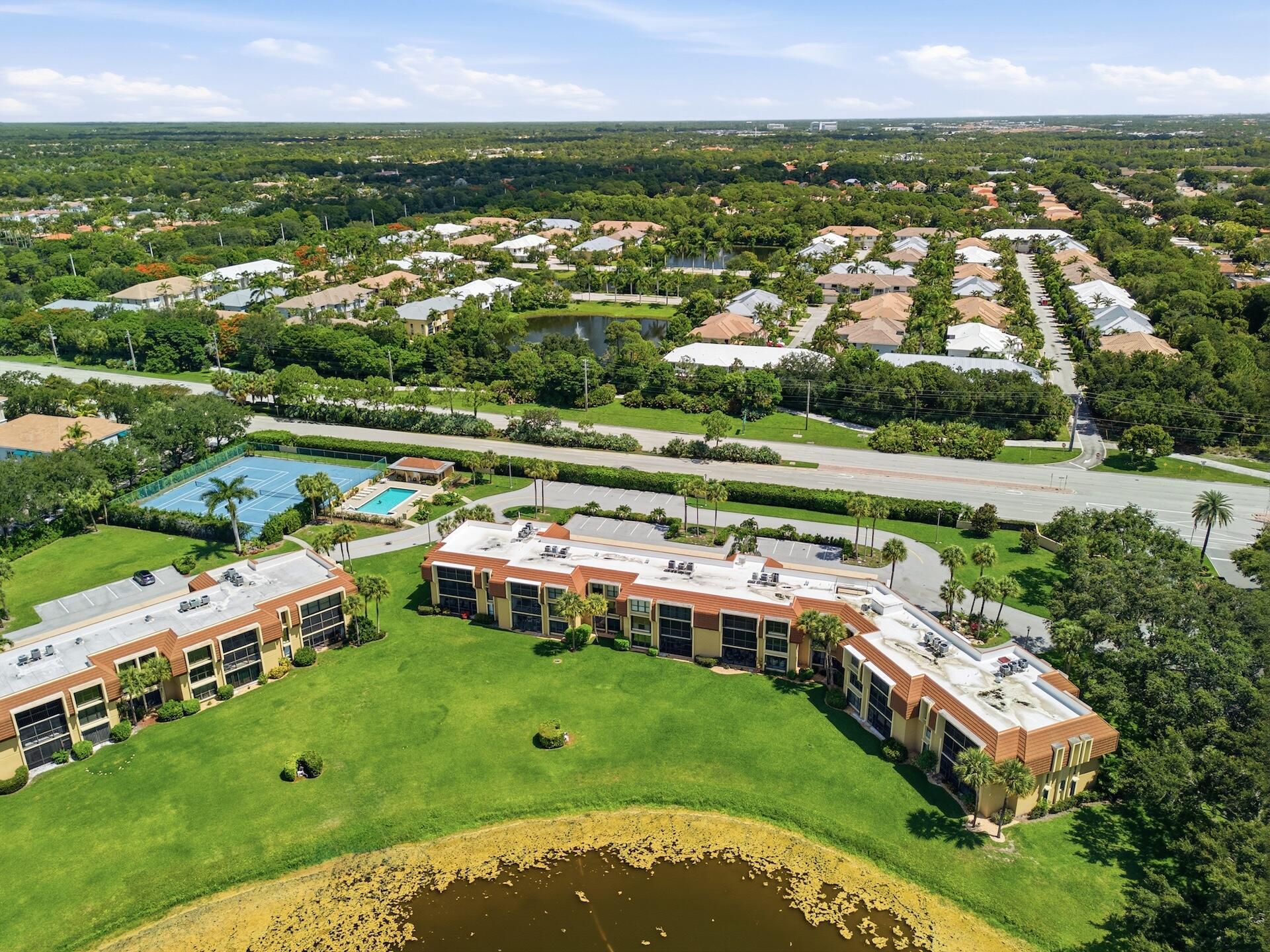 WOODLAND LAKES - Residential