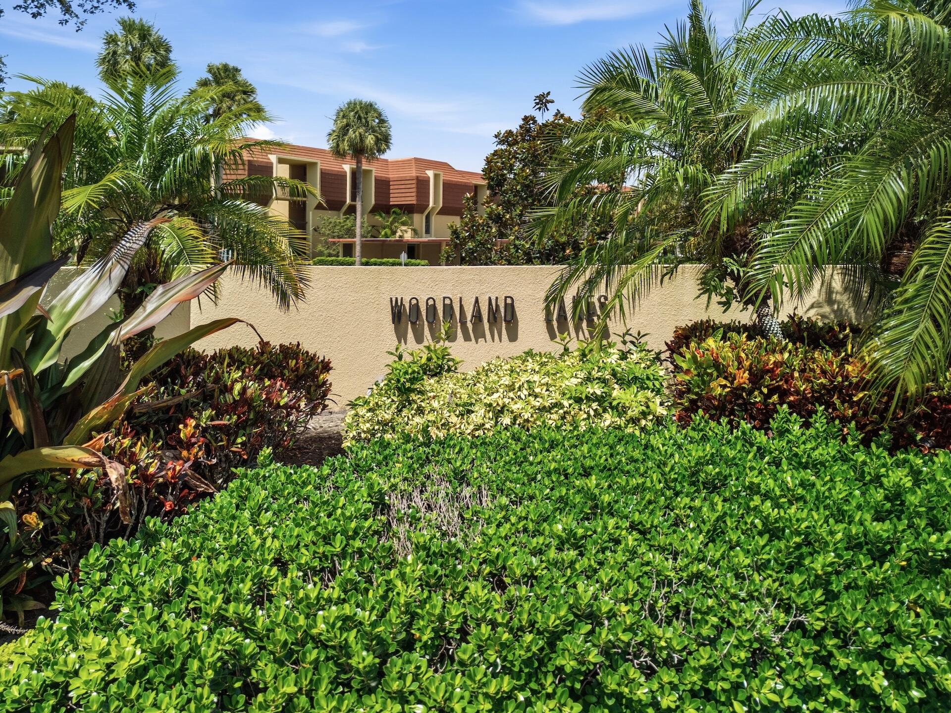 WOODLAND LAKES - Residential