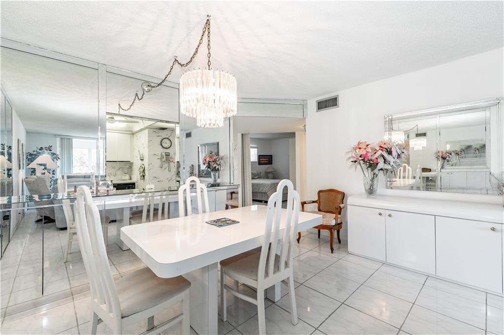 Hollybrook Golf & Tennis - Residential