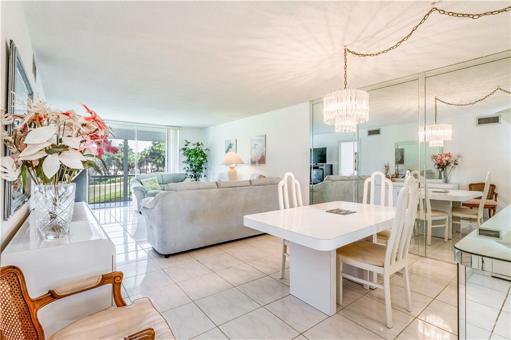 Hollybrook Golf & Tennis - Residential