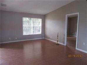 LAKEWOOD ON THE GREEN SEC 2 - Residential Lease