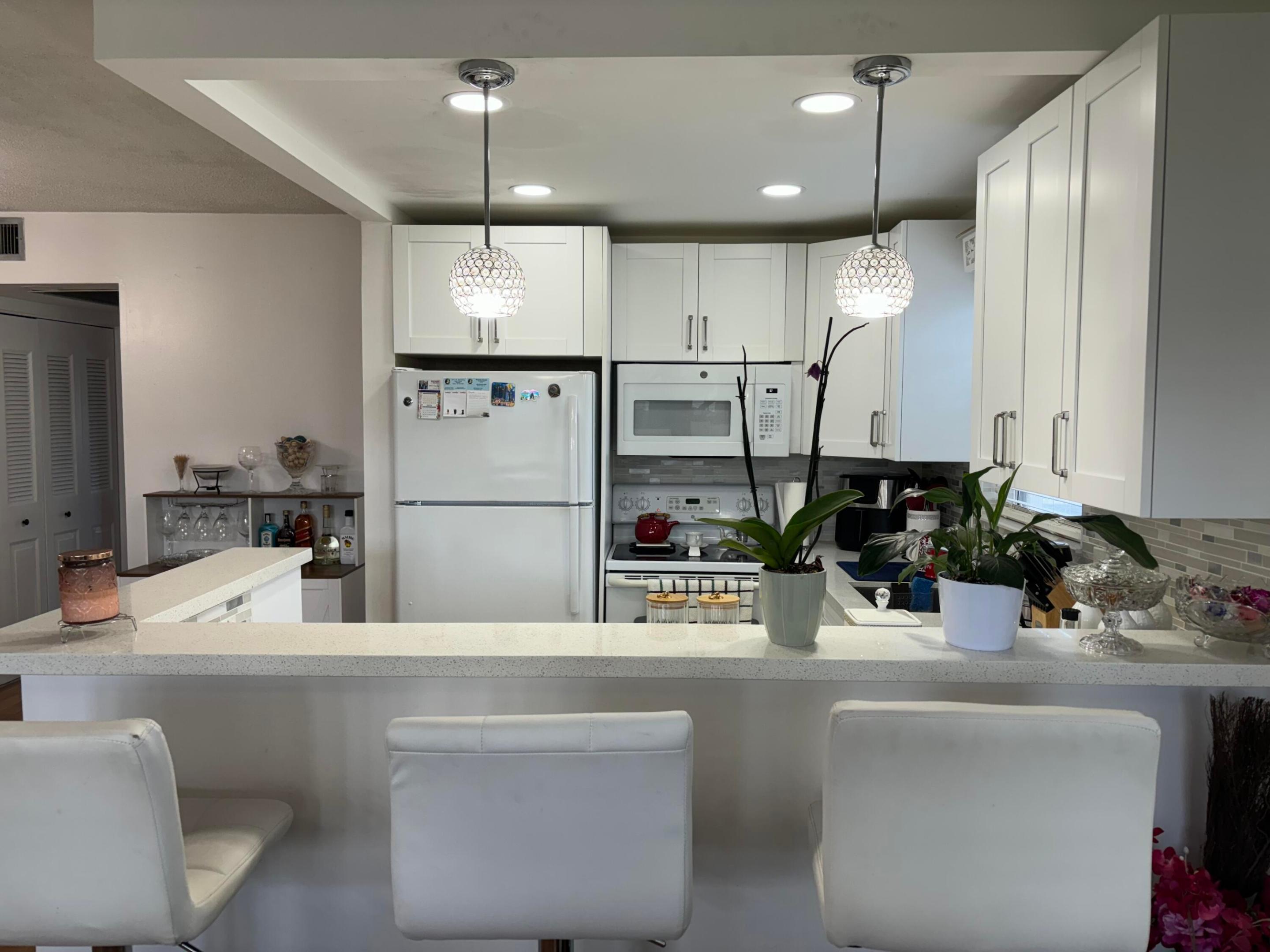 CAMDEN CONDOS - Residential Lease