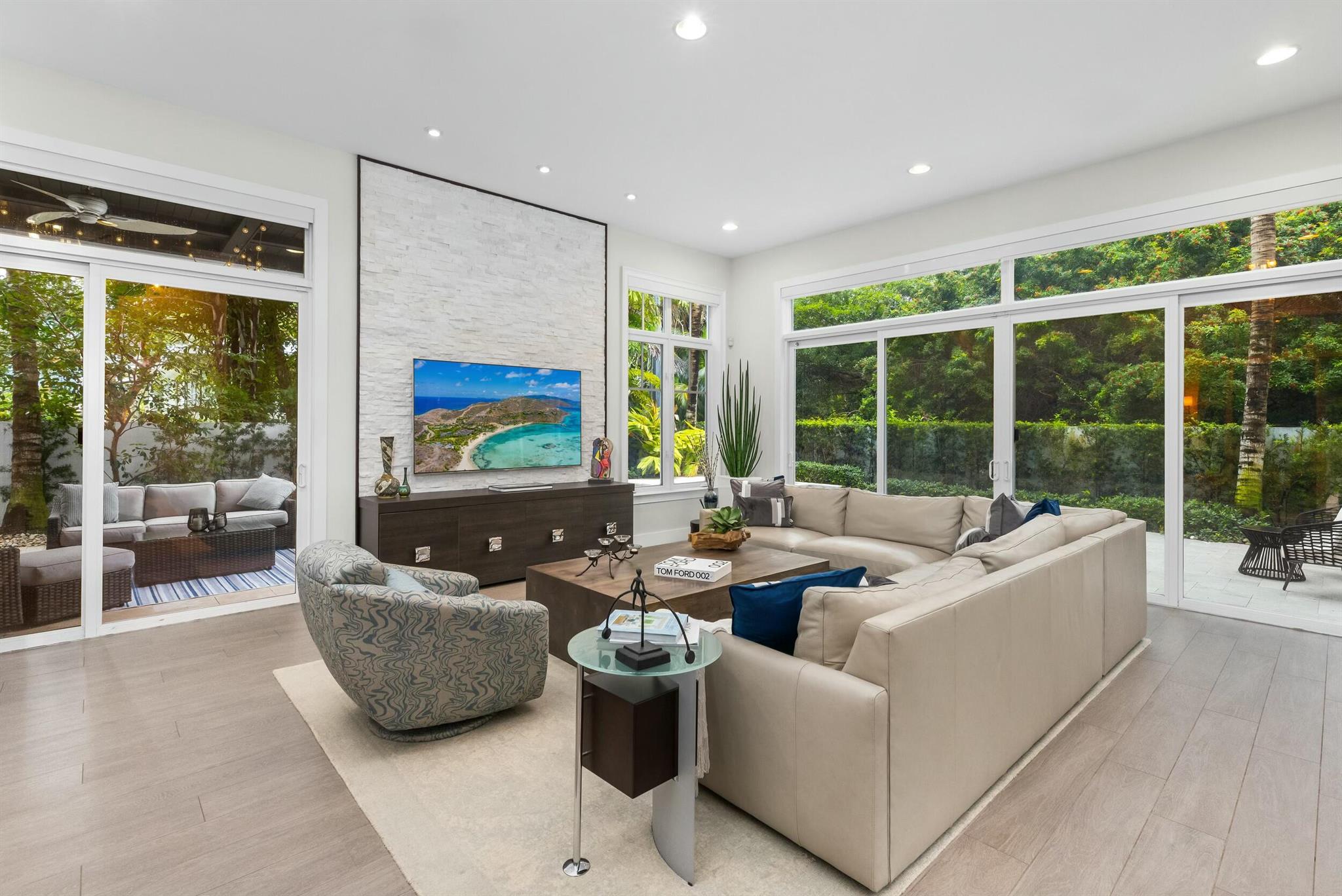 Lago Mar Shores - Residential