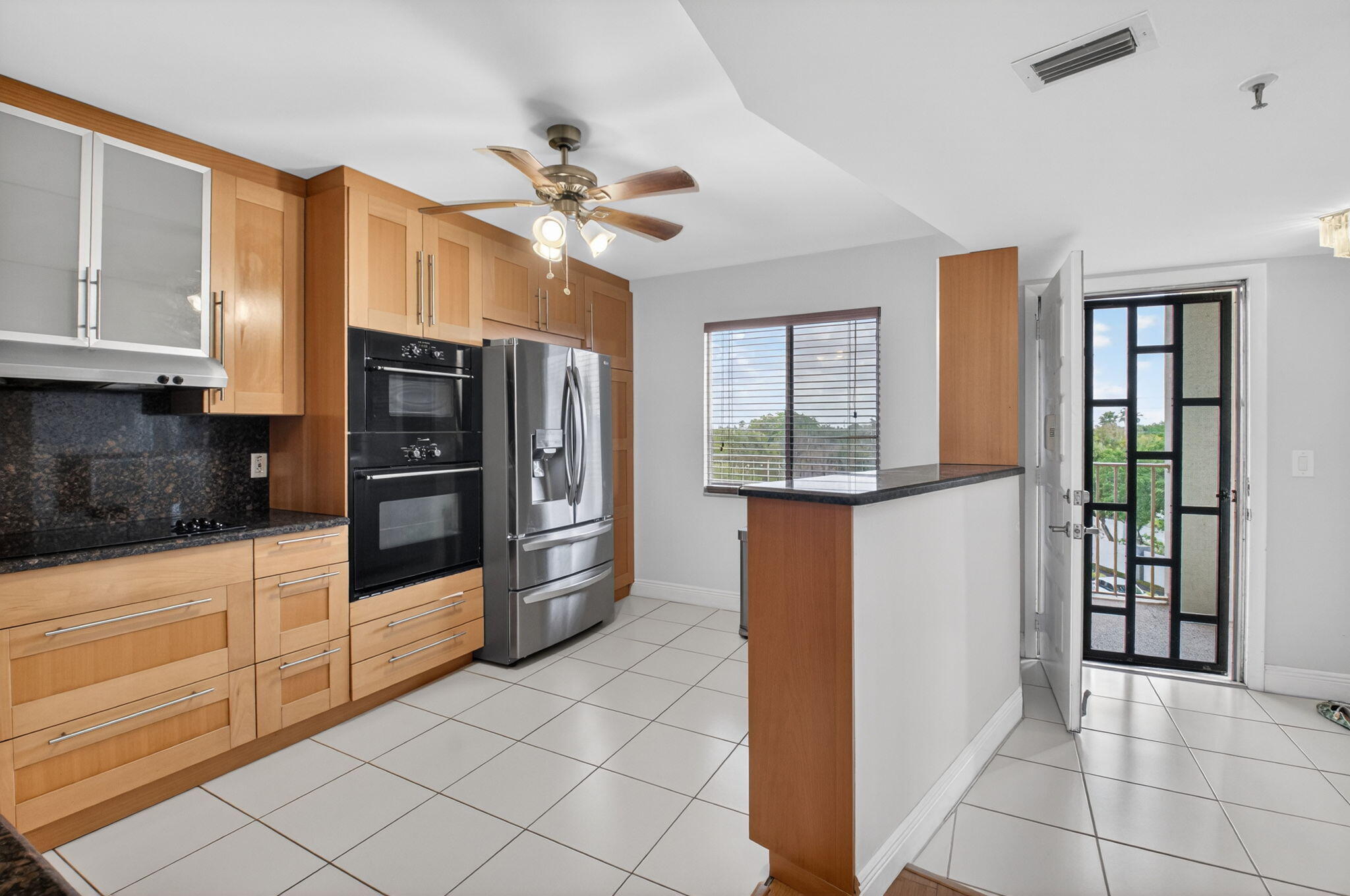 HUNTINGTON LAKES SEC ONE CONDOS - Residential