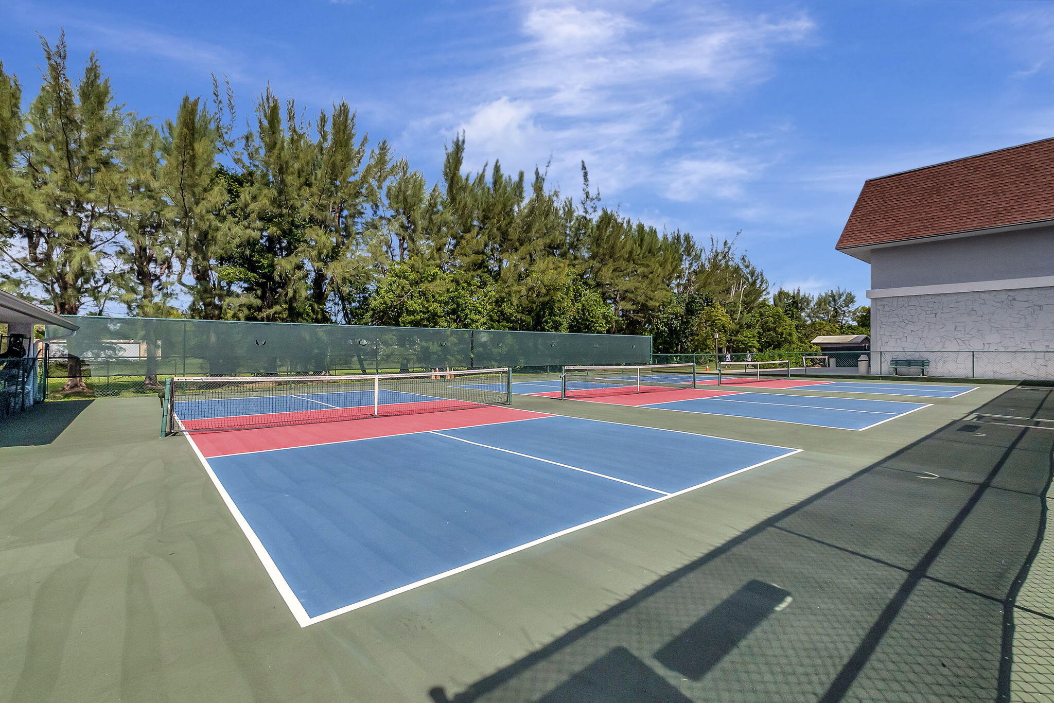 HUNTINGTON LAKES SEC ONE CONDOS - Residential
