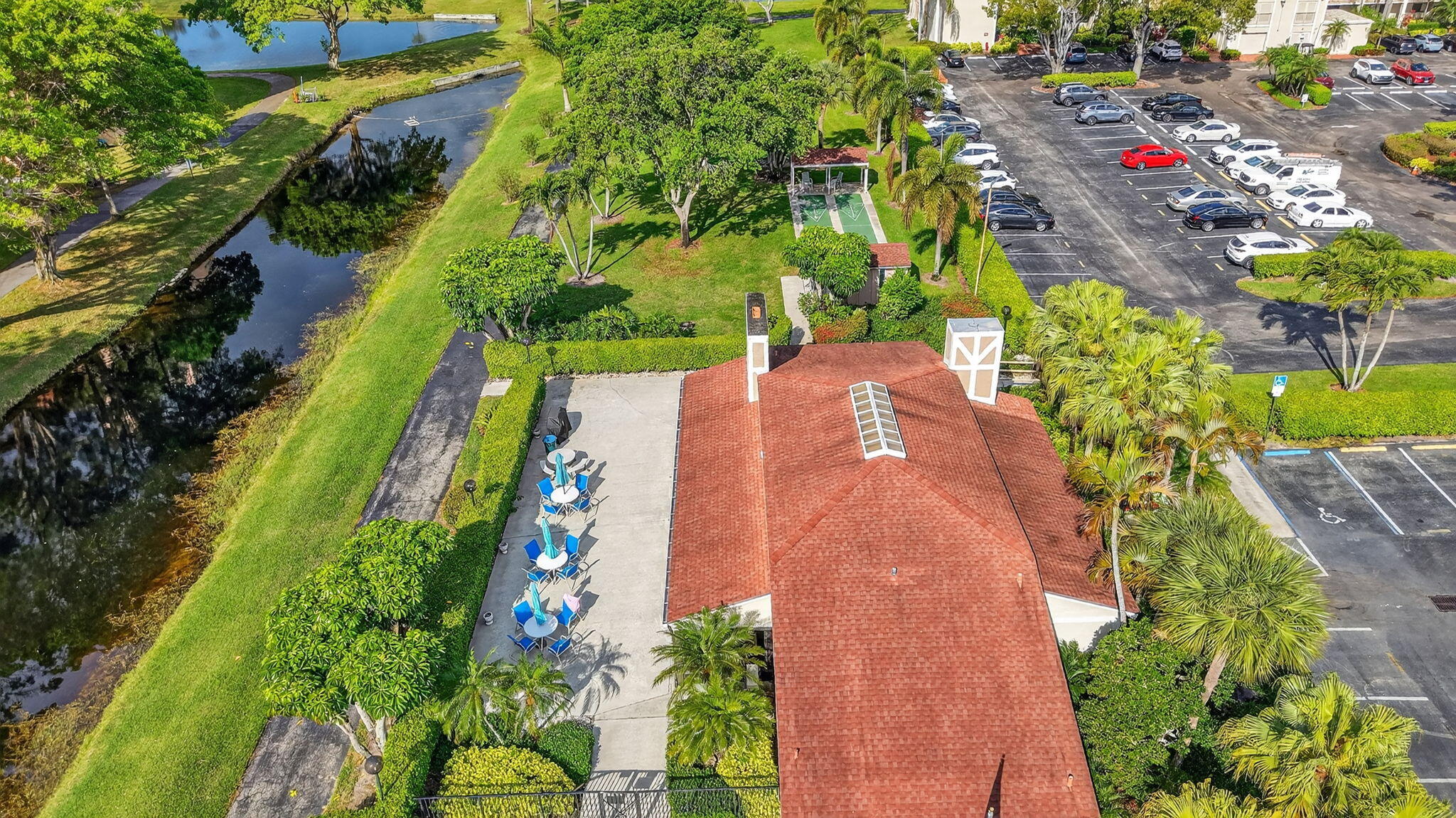 HUNTINGTON LAKES SEC ONE CONDOS - Residential