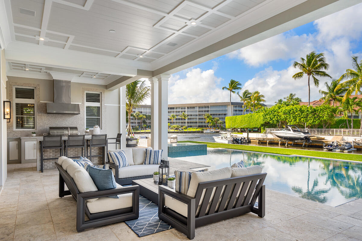 ROYAL PALM YACHT & COUNTRY CLUB - Residential
