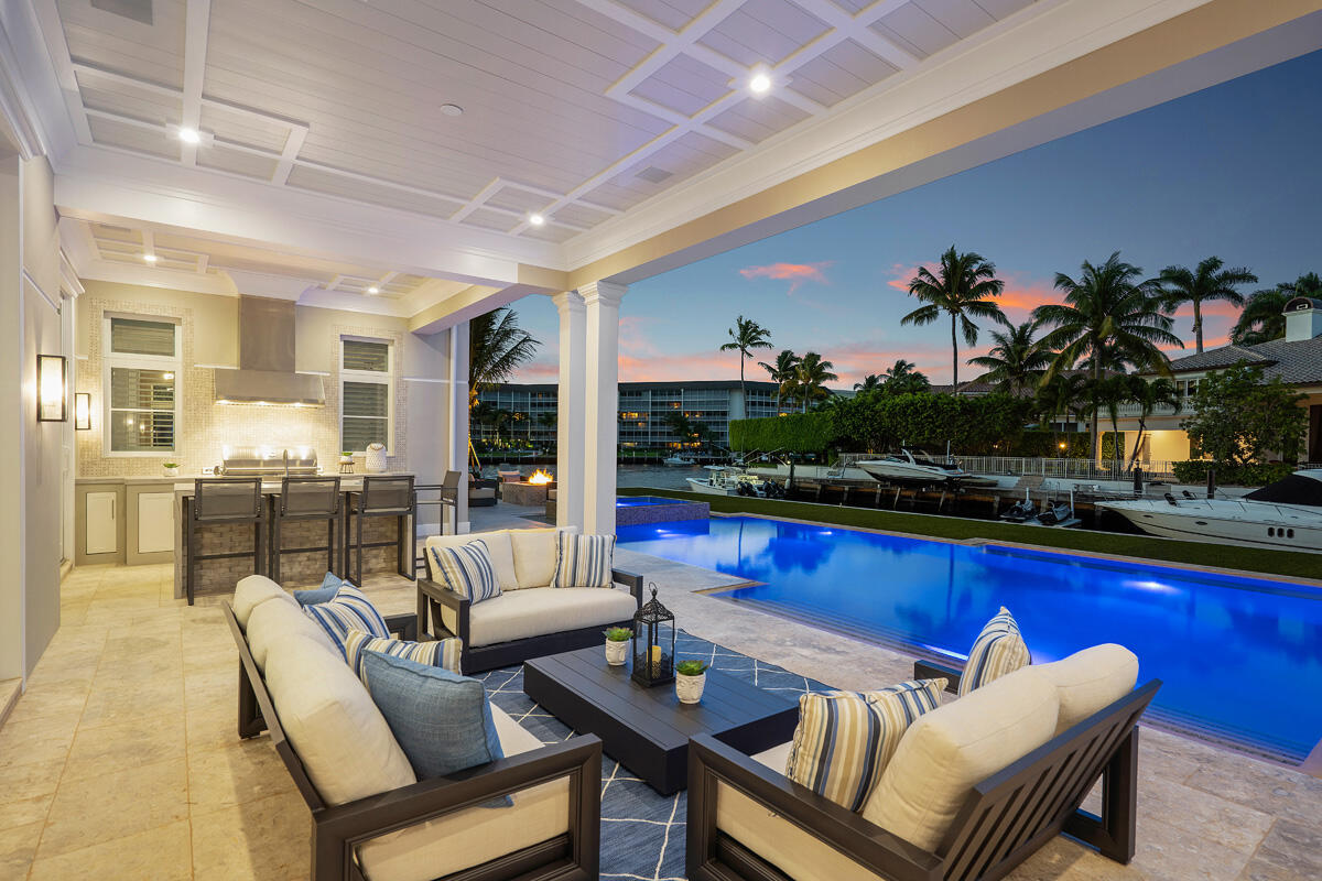 ROYAL PALM YACHT & COUNTRY CLUB - Residential