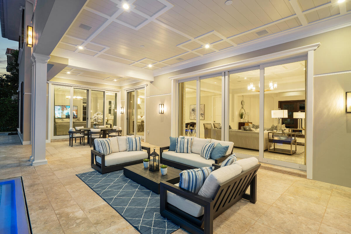 ROYAL PALM YACHT & COUNTRY CLUB - Residential