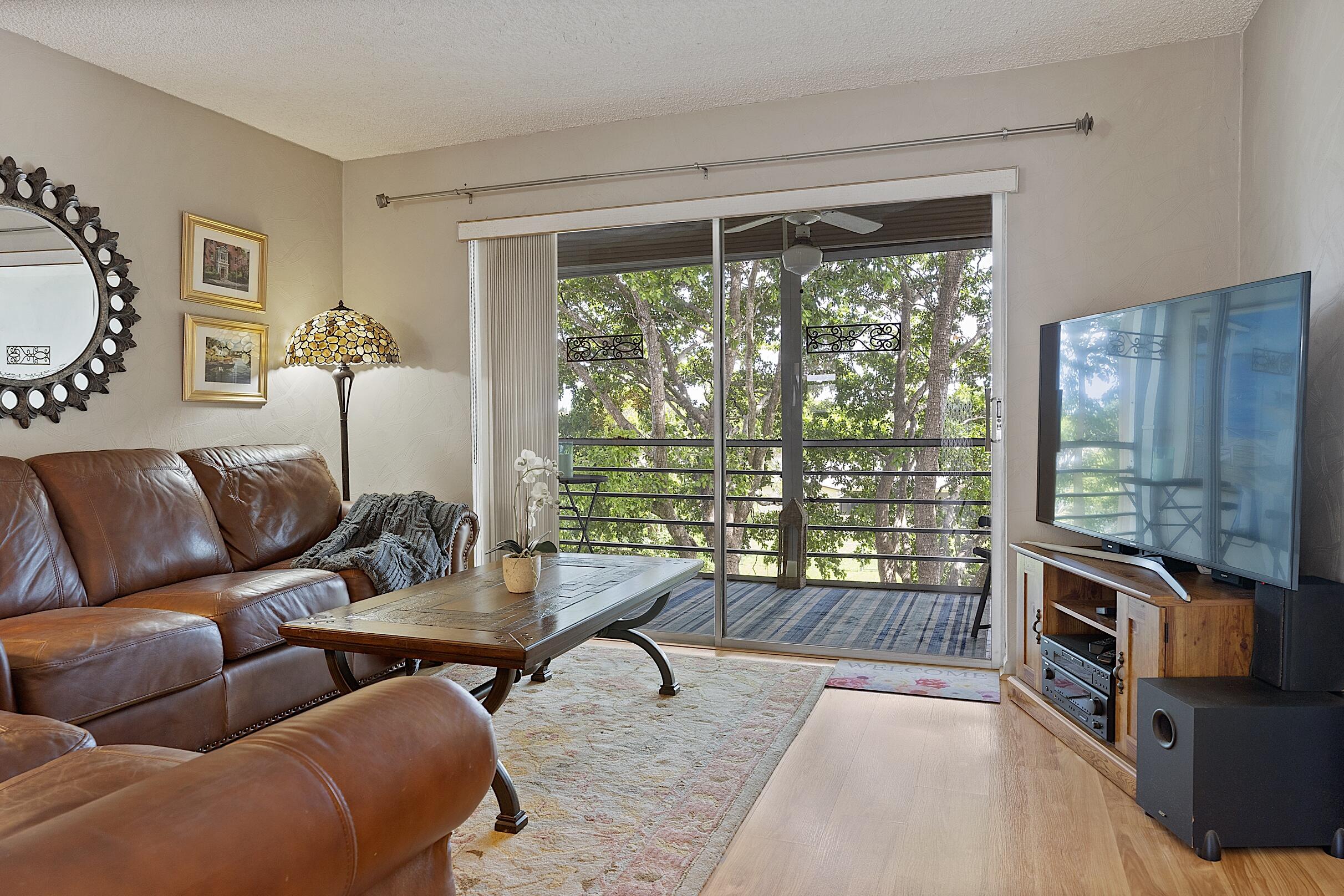 SUNRISE LAKES 115 CONDO - Residential