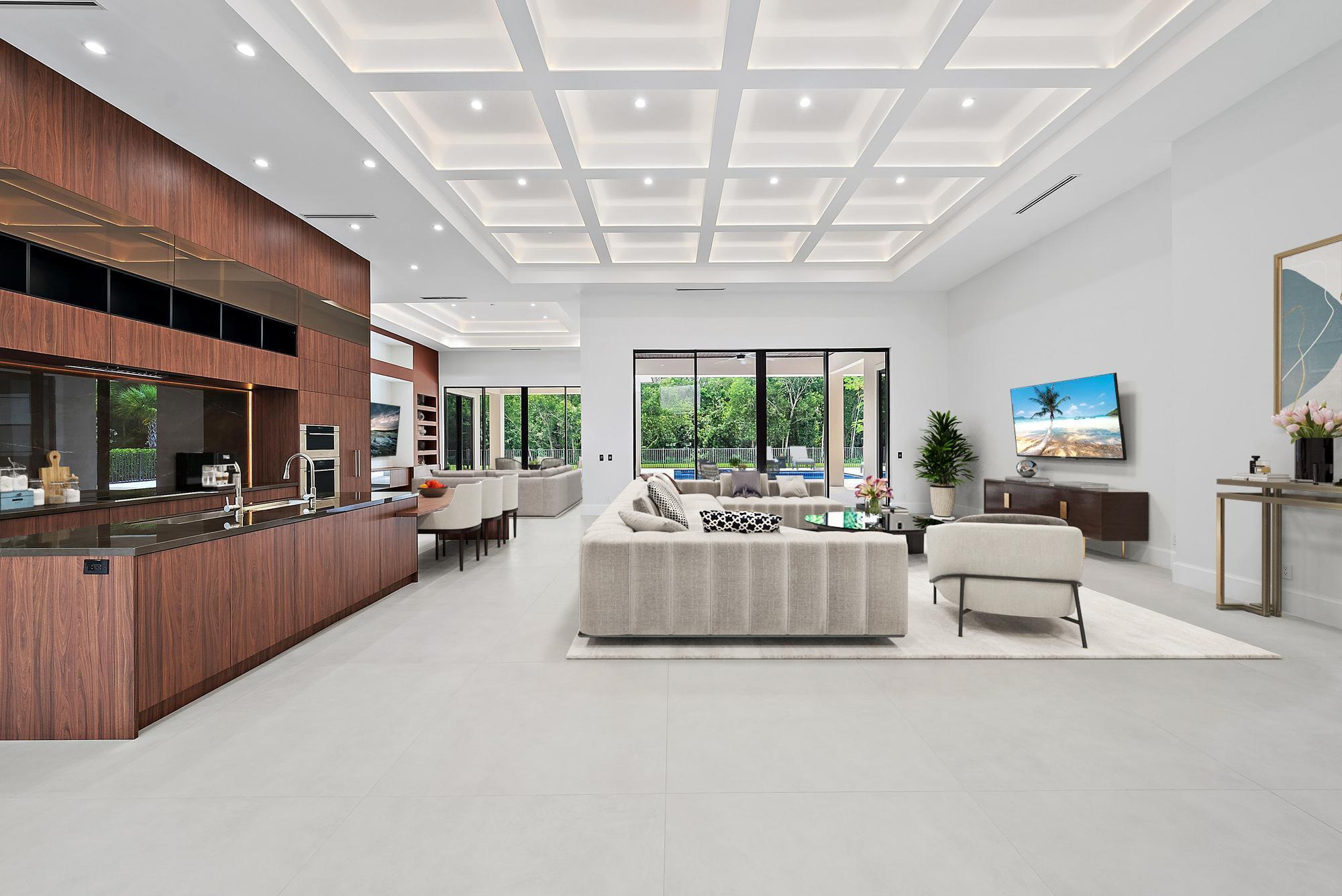 STONEWAL ESTATES, BAY HILL ESTATES - Residential