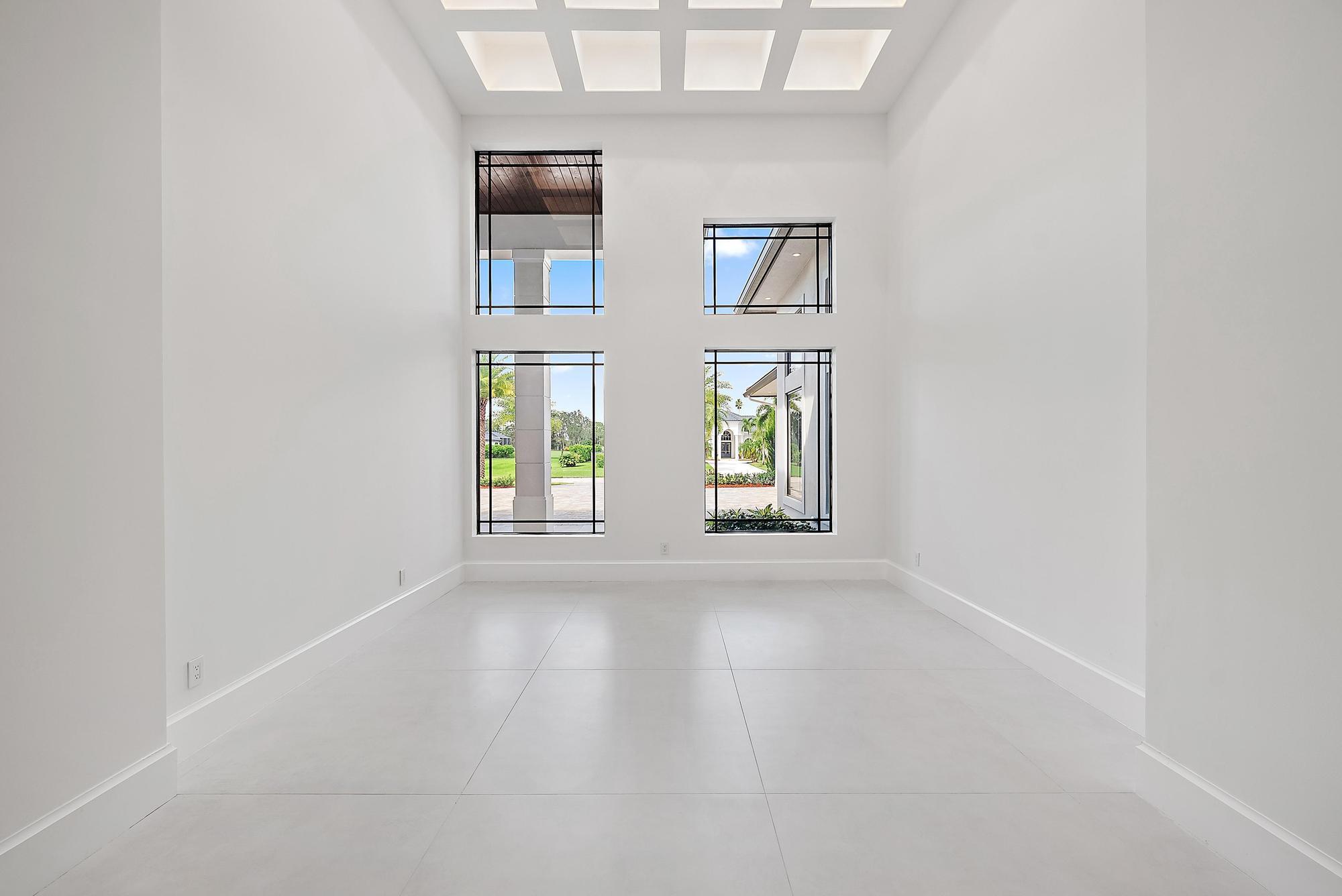 STONEWAL ESTATES, BAY HILL ESTATES - Residential