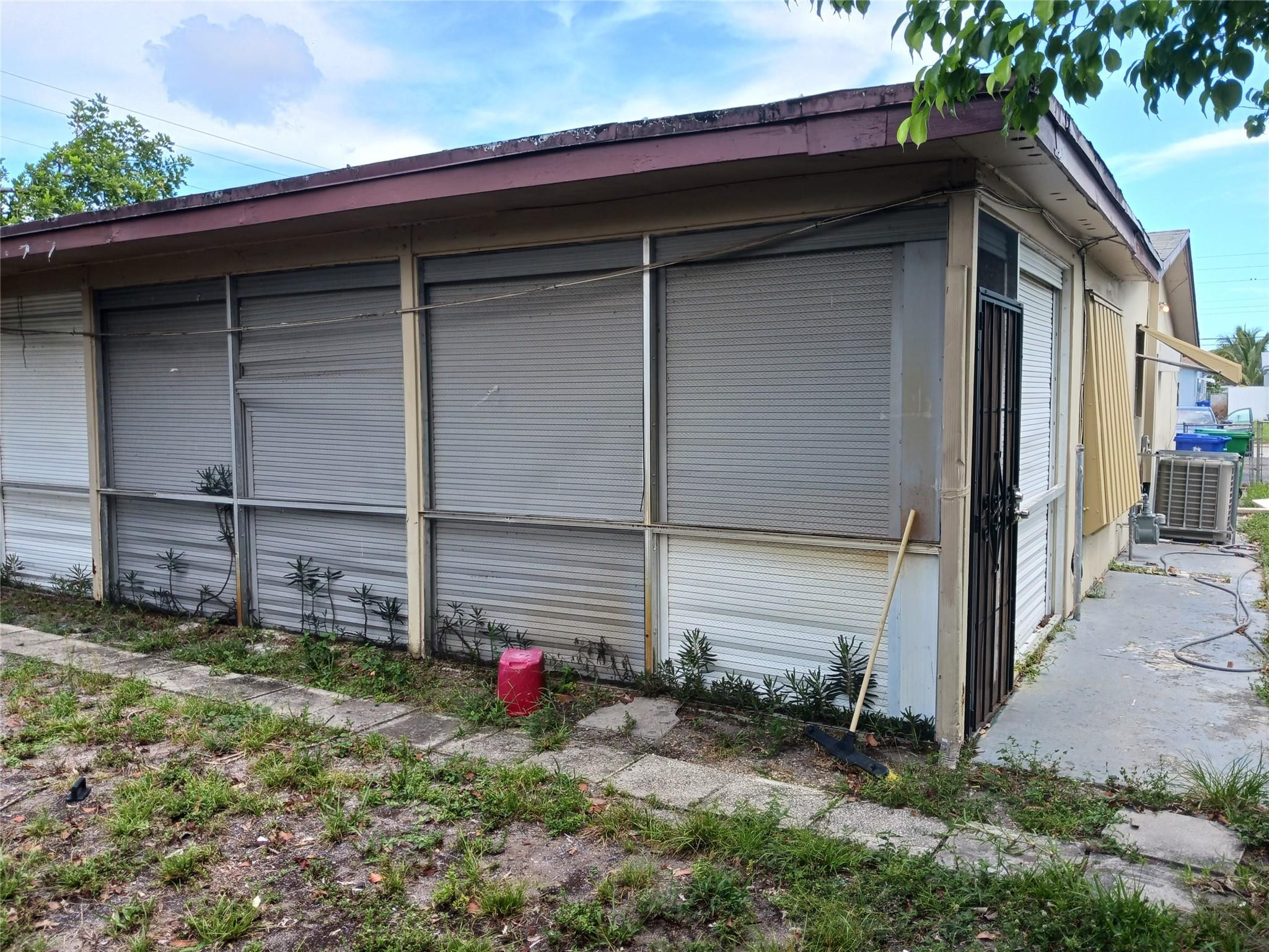 MIRAMAR PARK THIRD ADD - Residential