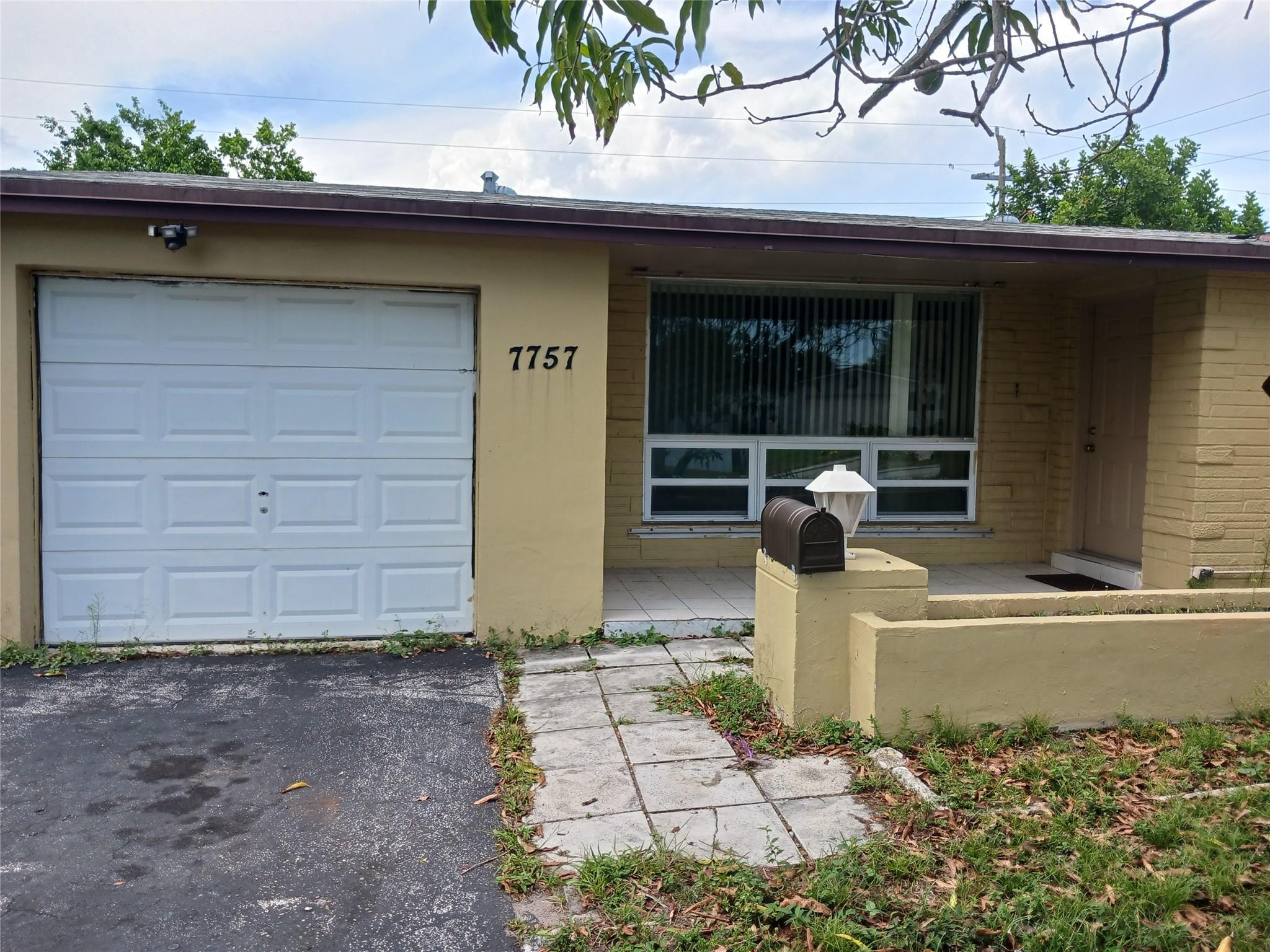 MIRAMAR PARK THIRD ADD - Residential