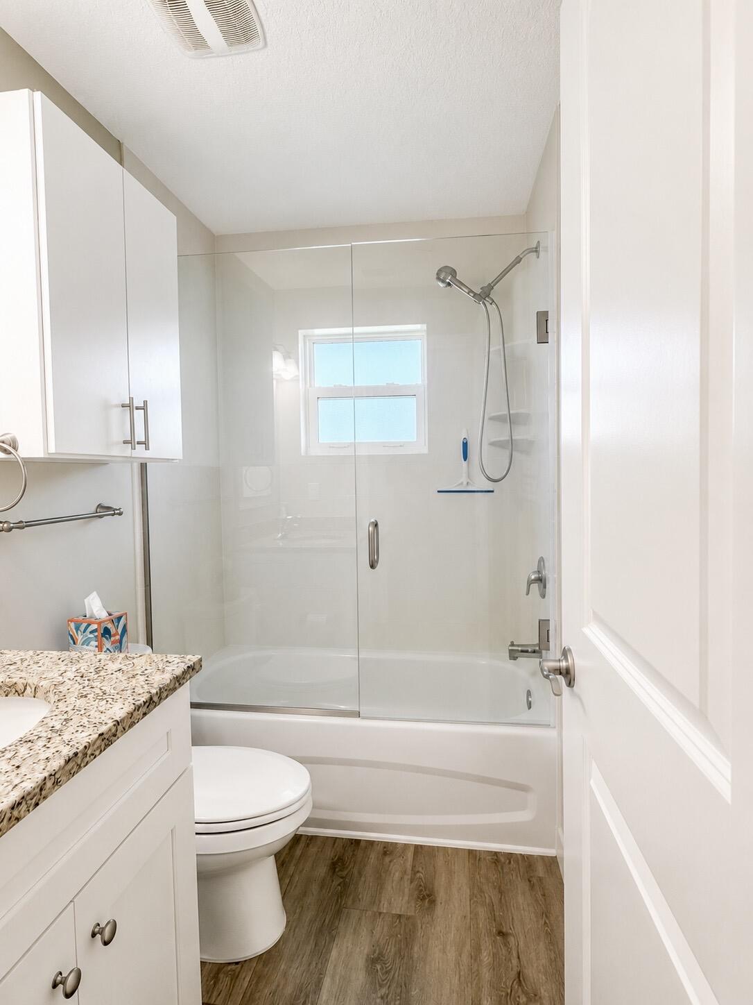 GROVENOR ESTATES UNIT ONE - Residential