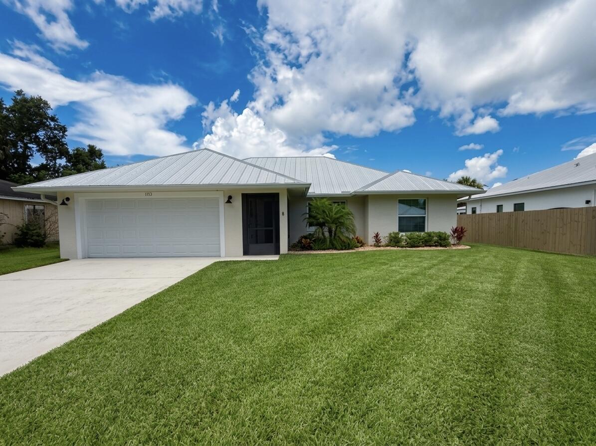 GROVENOR ESTATES UNIT ONE - Residential