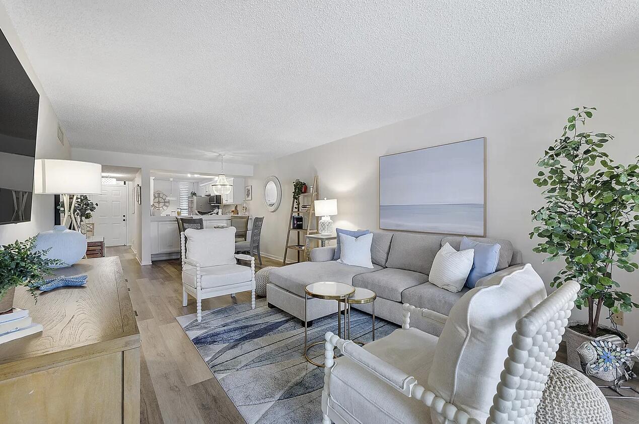 CORAL GATE II CONDO - Residential