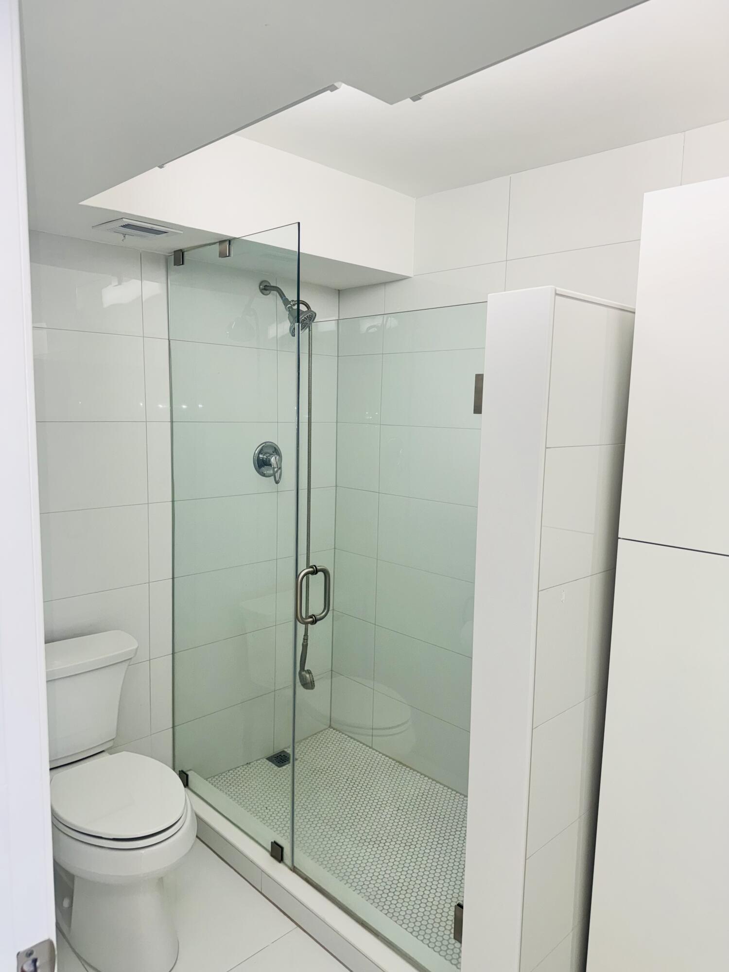 BOCA BAYOU CONDO - Residential Lease