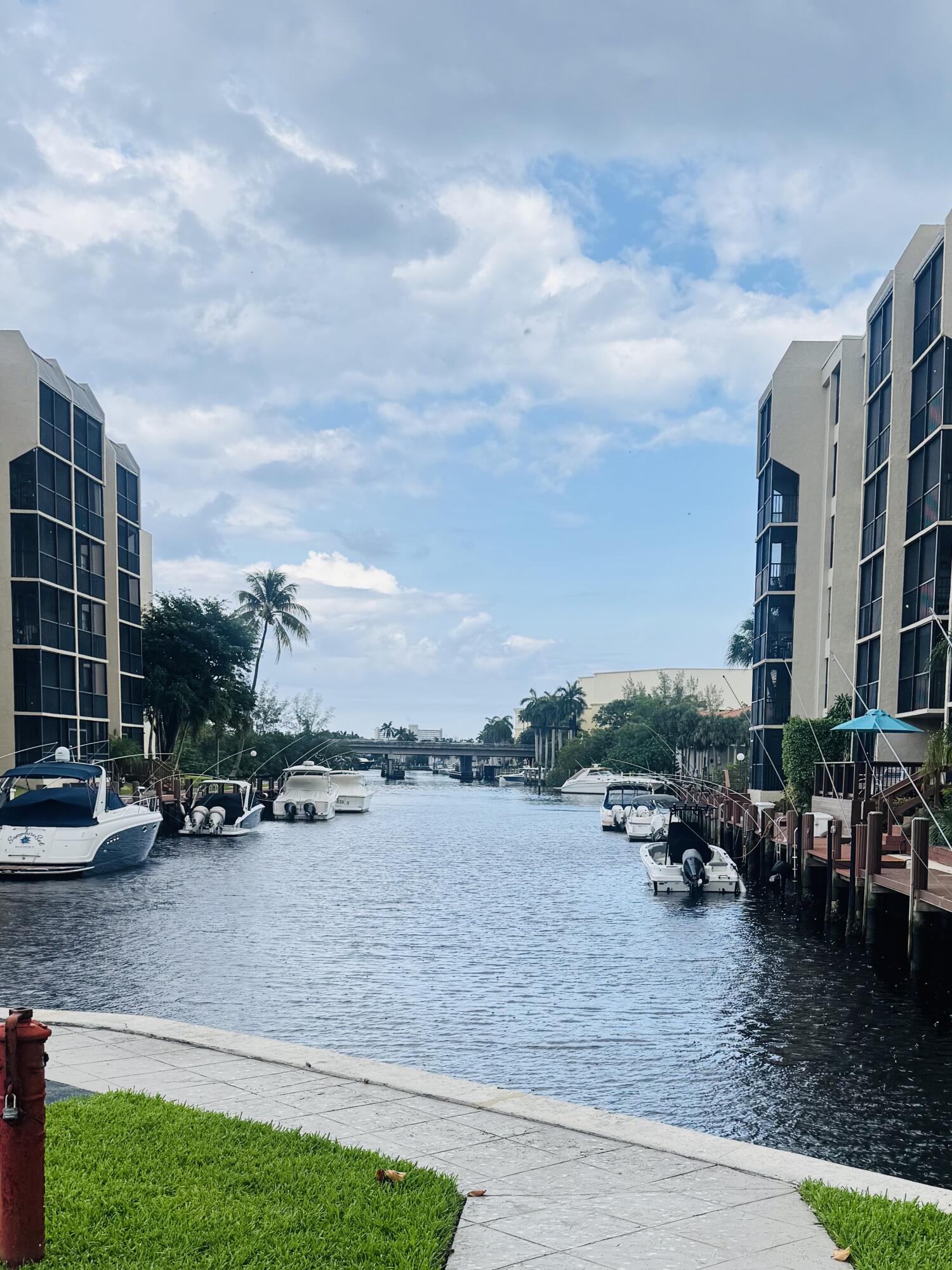 BOCA BAYOU CONDO - Residential Lease