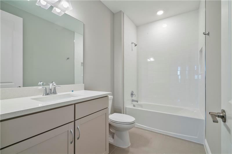 PARKLAND BAY - Residential