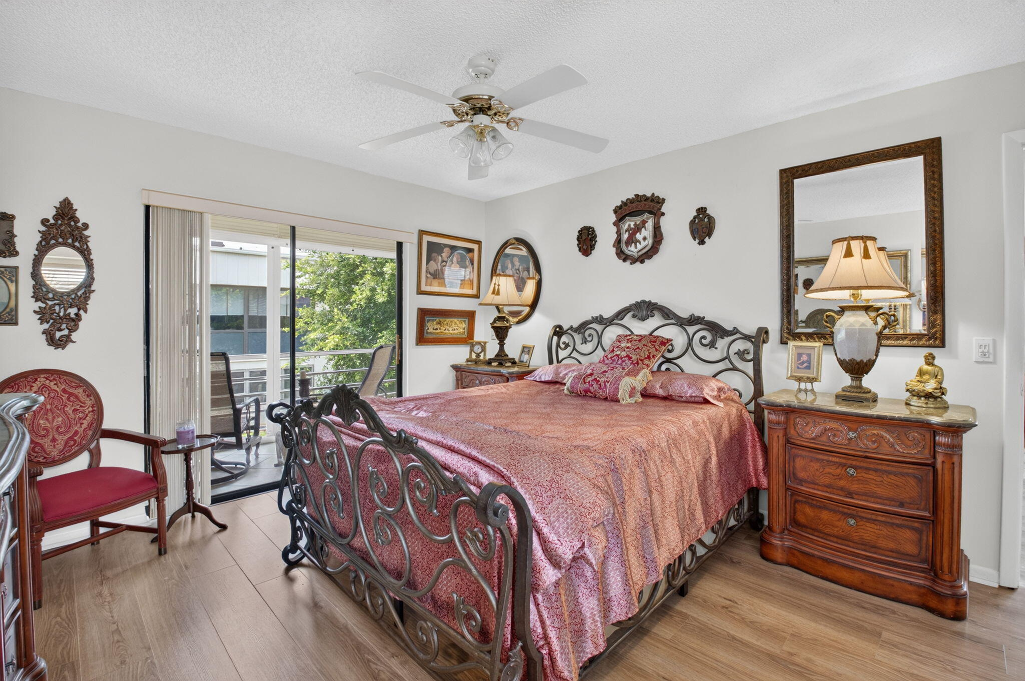 KINGS POINT - Residential Lease