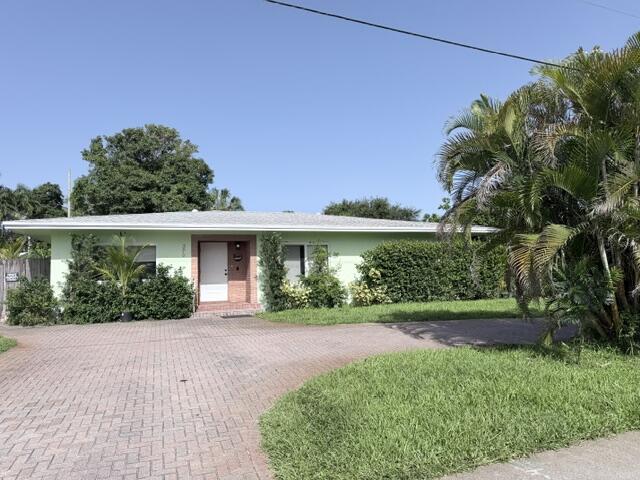 DEBONAIRE ESTATES - Residential Lease