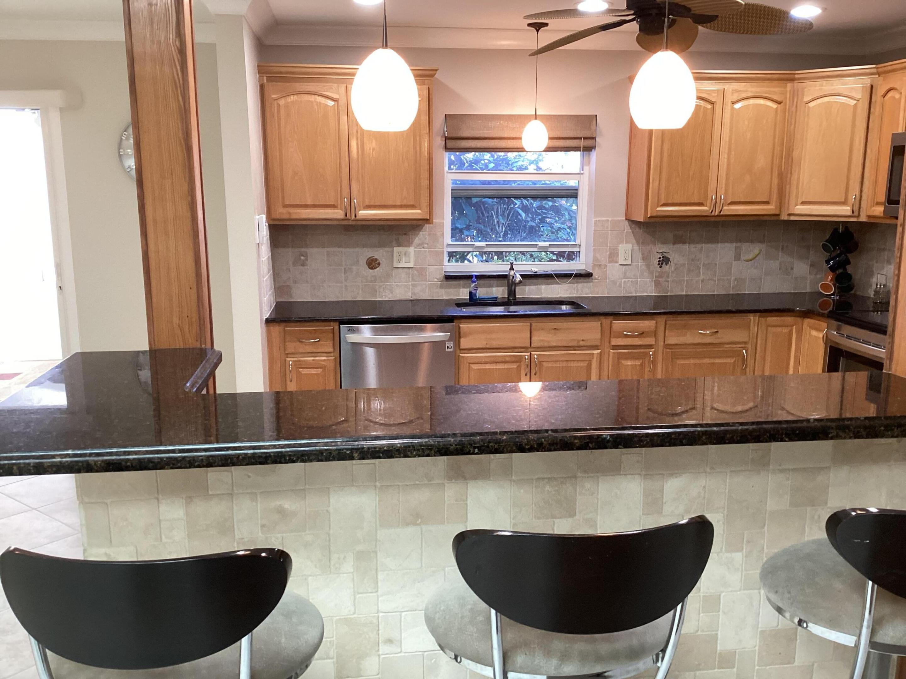DELRAY VILLAS 4 - Residential