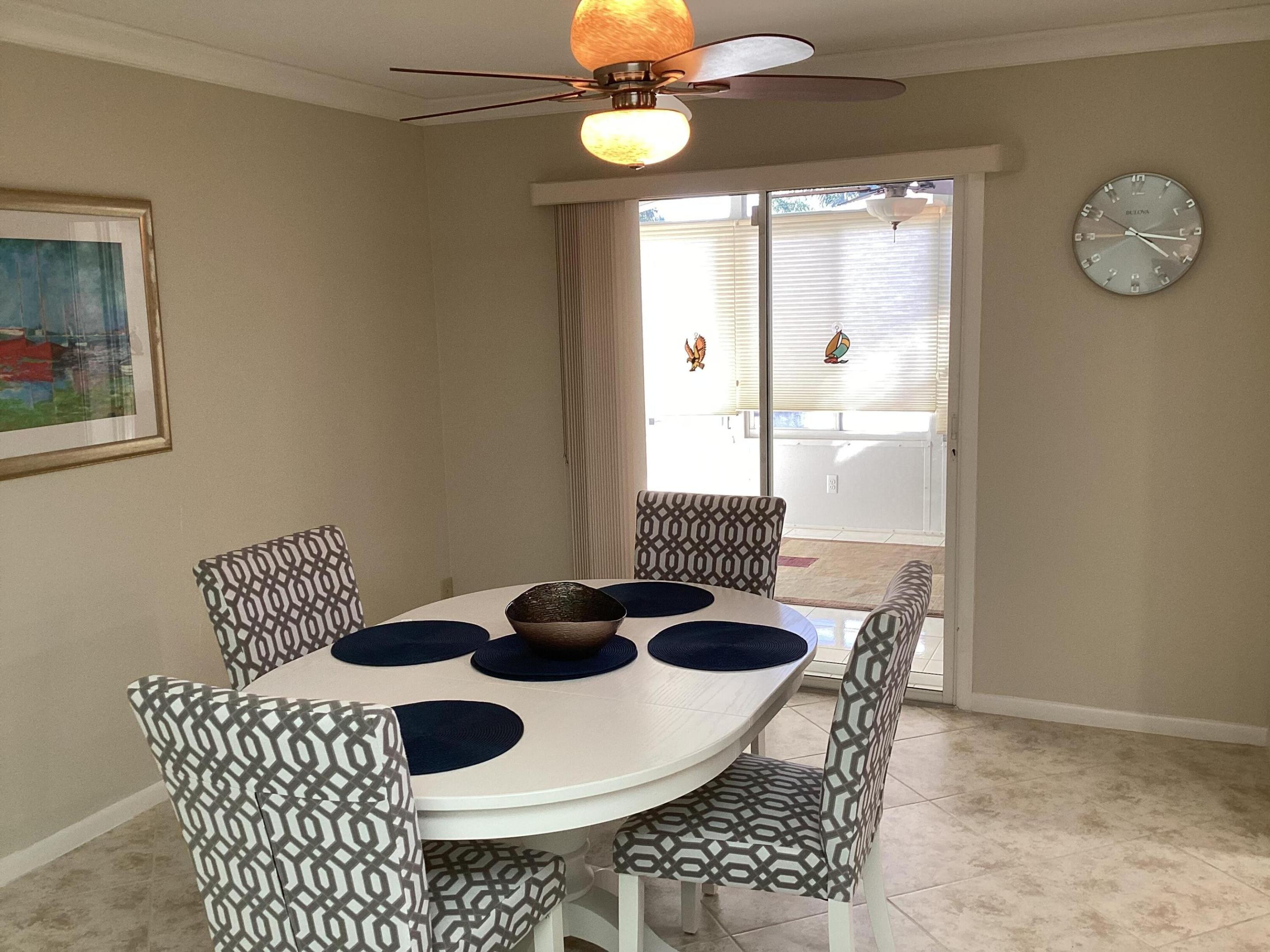 DELRAY VILLAS 4 - Residential
