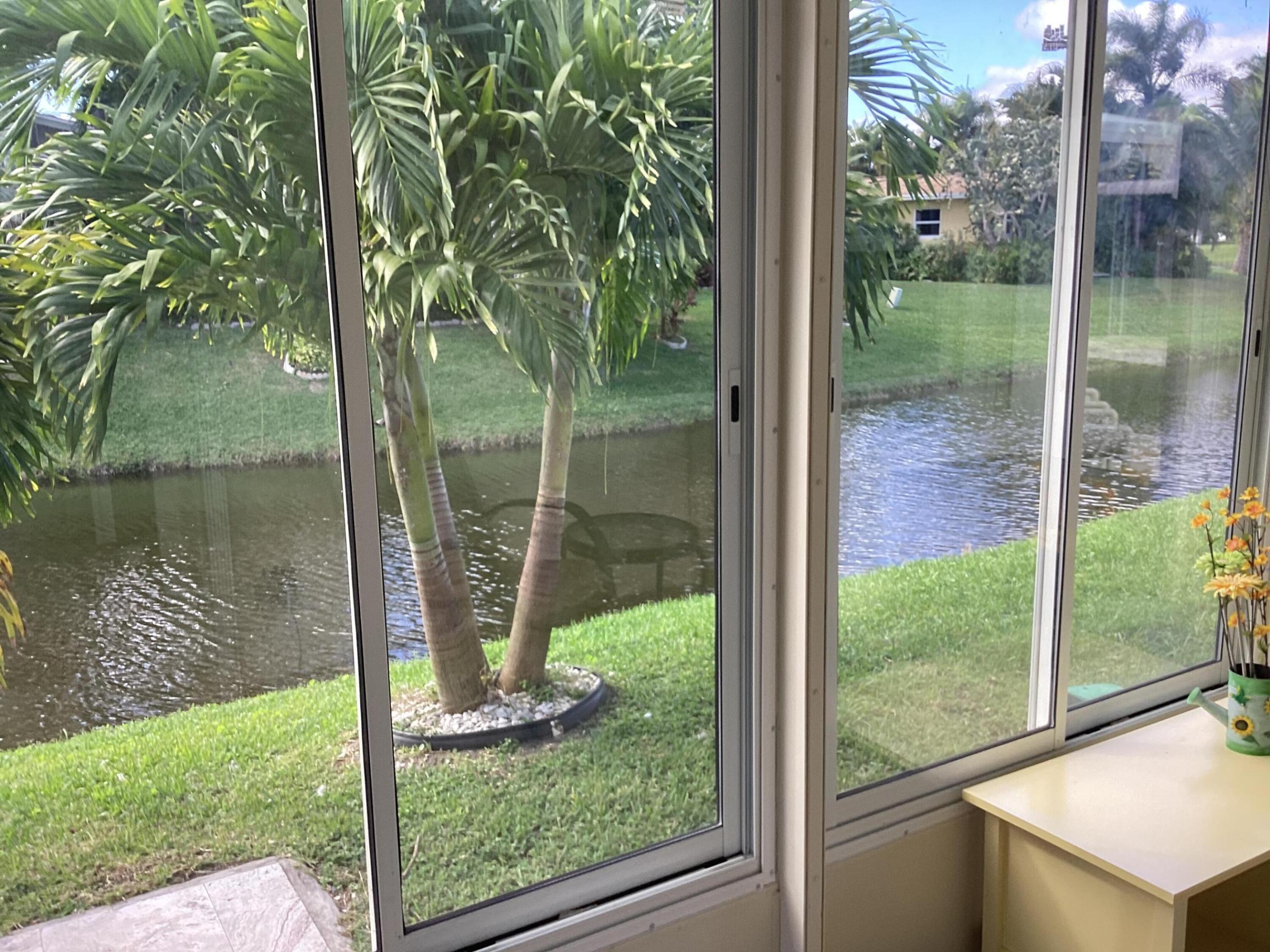 DELRAY VILLAS 4 - Residential