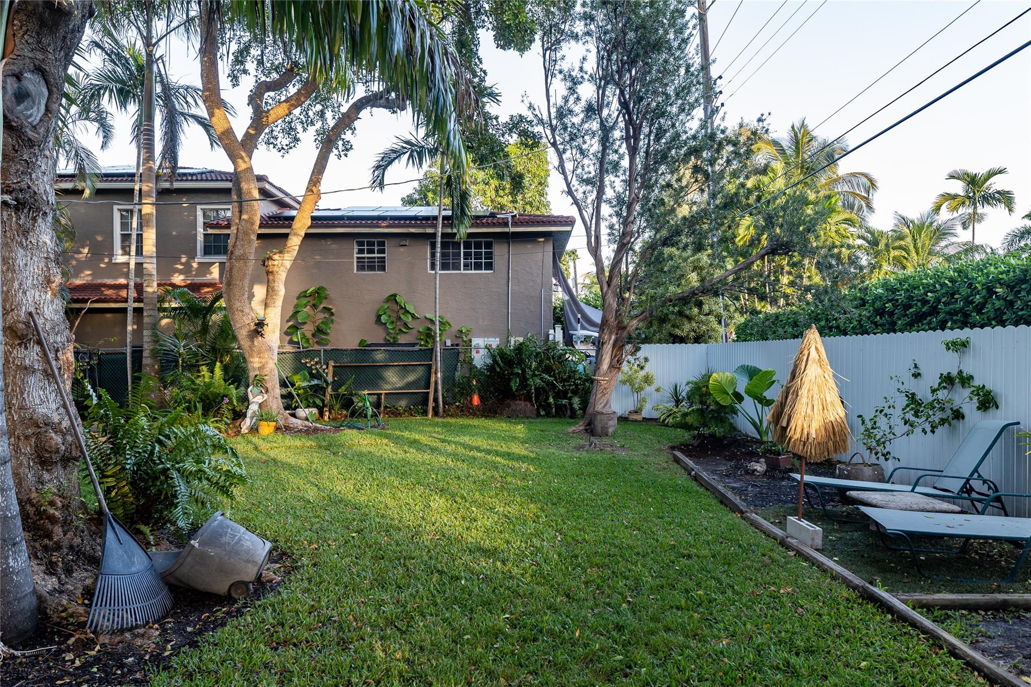 Hollywood Lakes Sec 1-32 - Residential