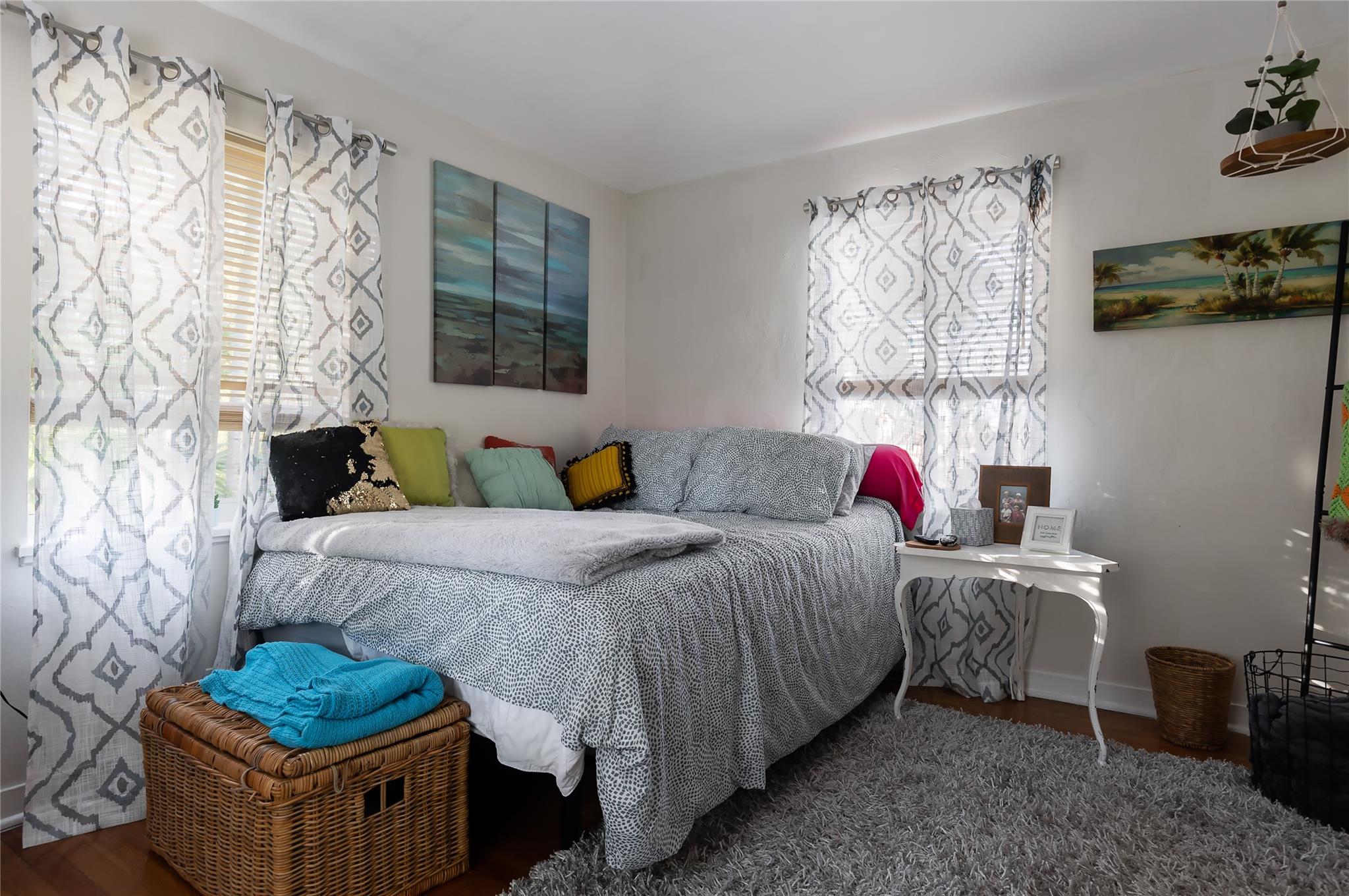 Hollywood Lakes Sec 1-32 - Residential