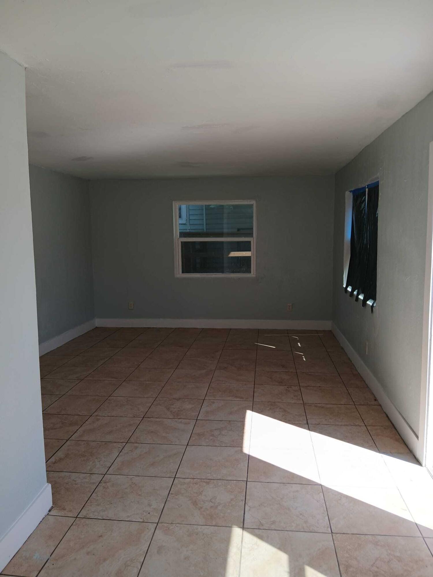 DONOGHUE JC - Residential Lease