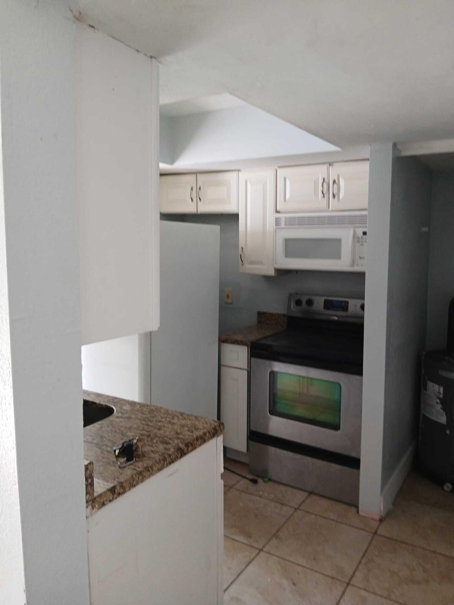 DONOGHUE JC - Residential Lease