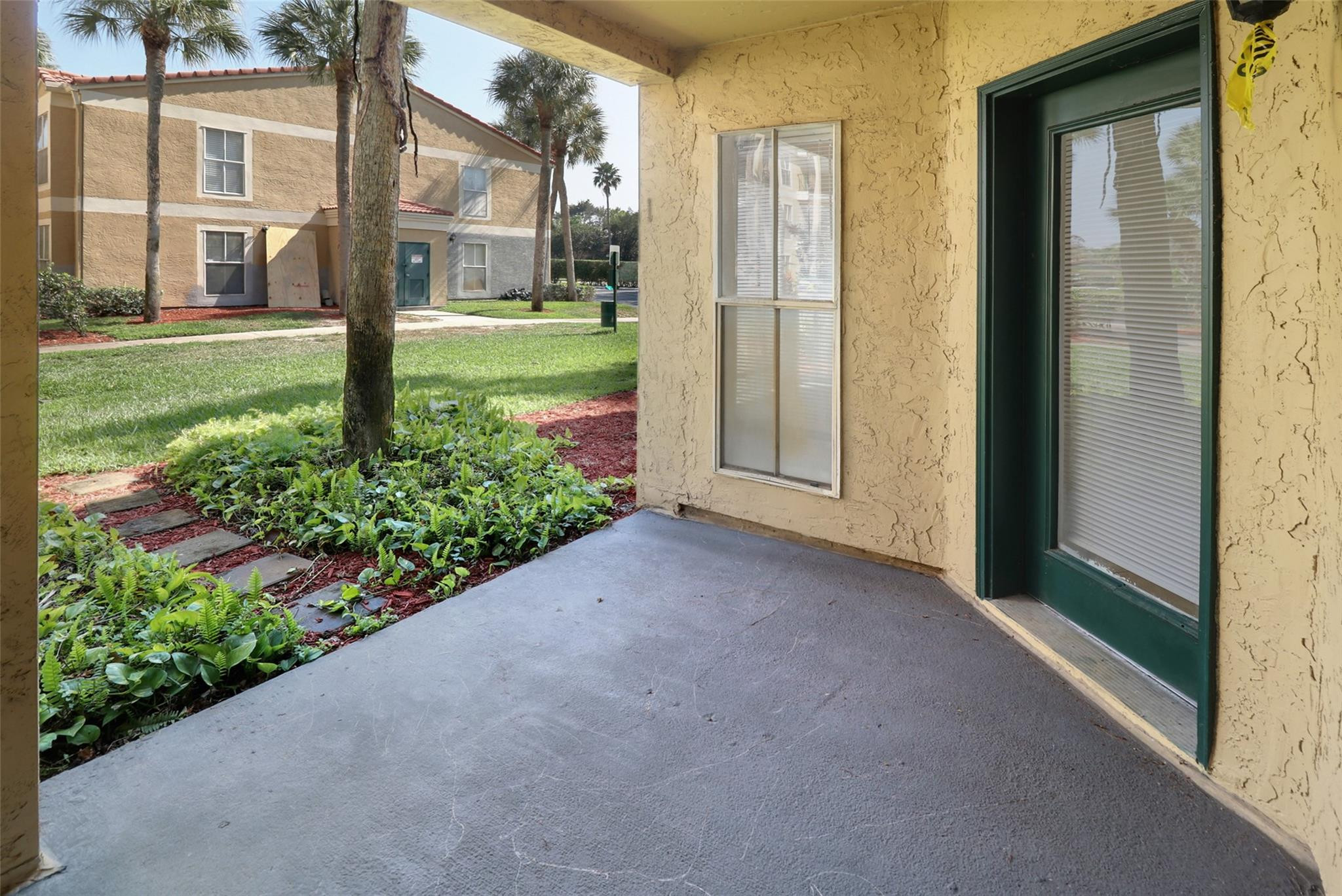 SAVANNAH AT RIVERSIDE - Residential